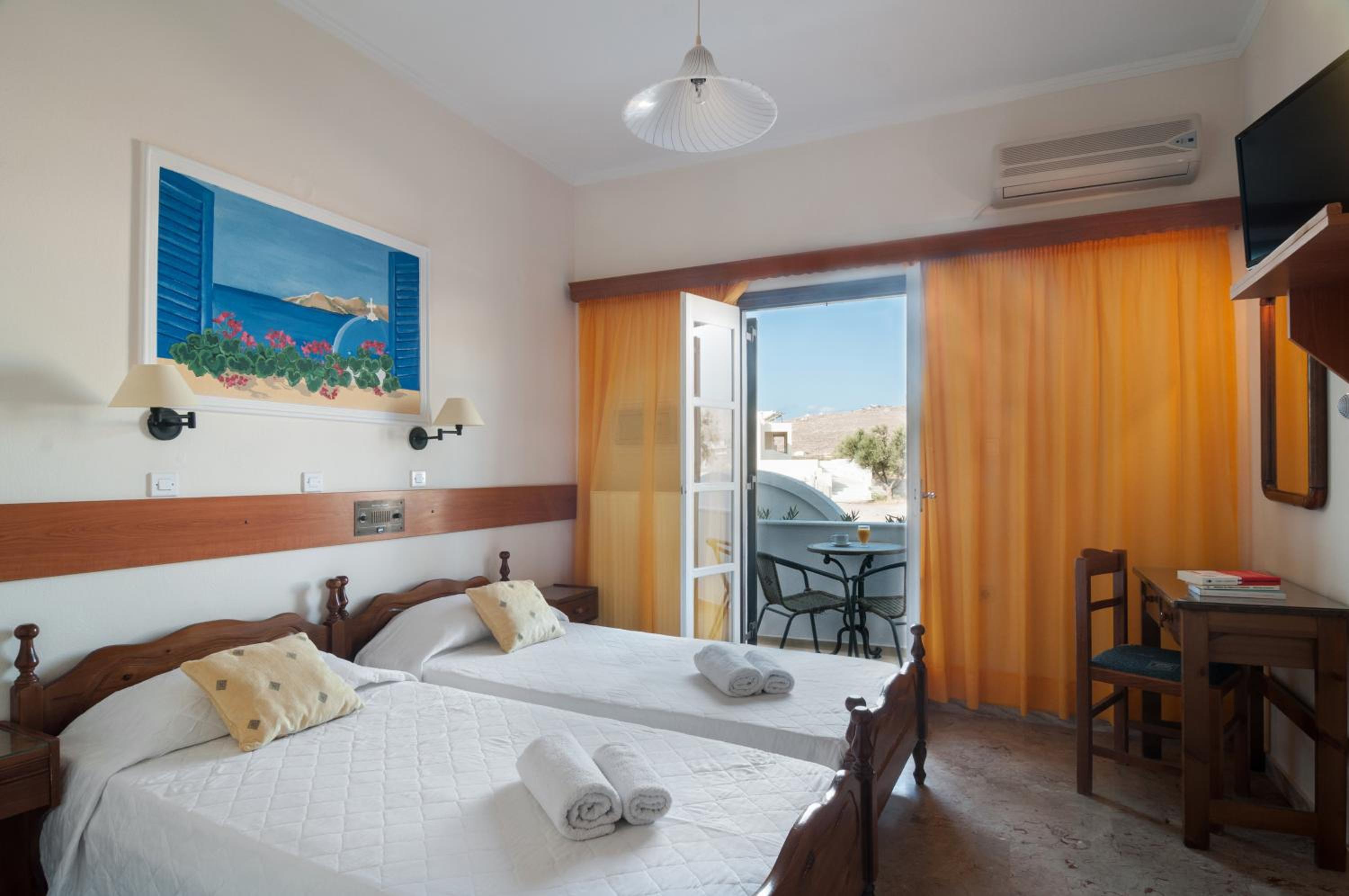 Standard Twin Room - Photo 41