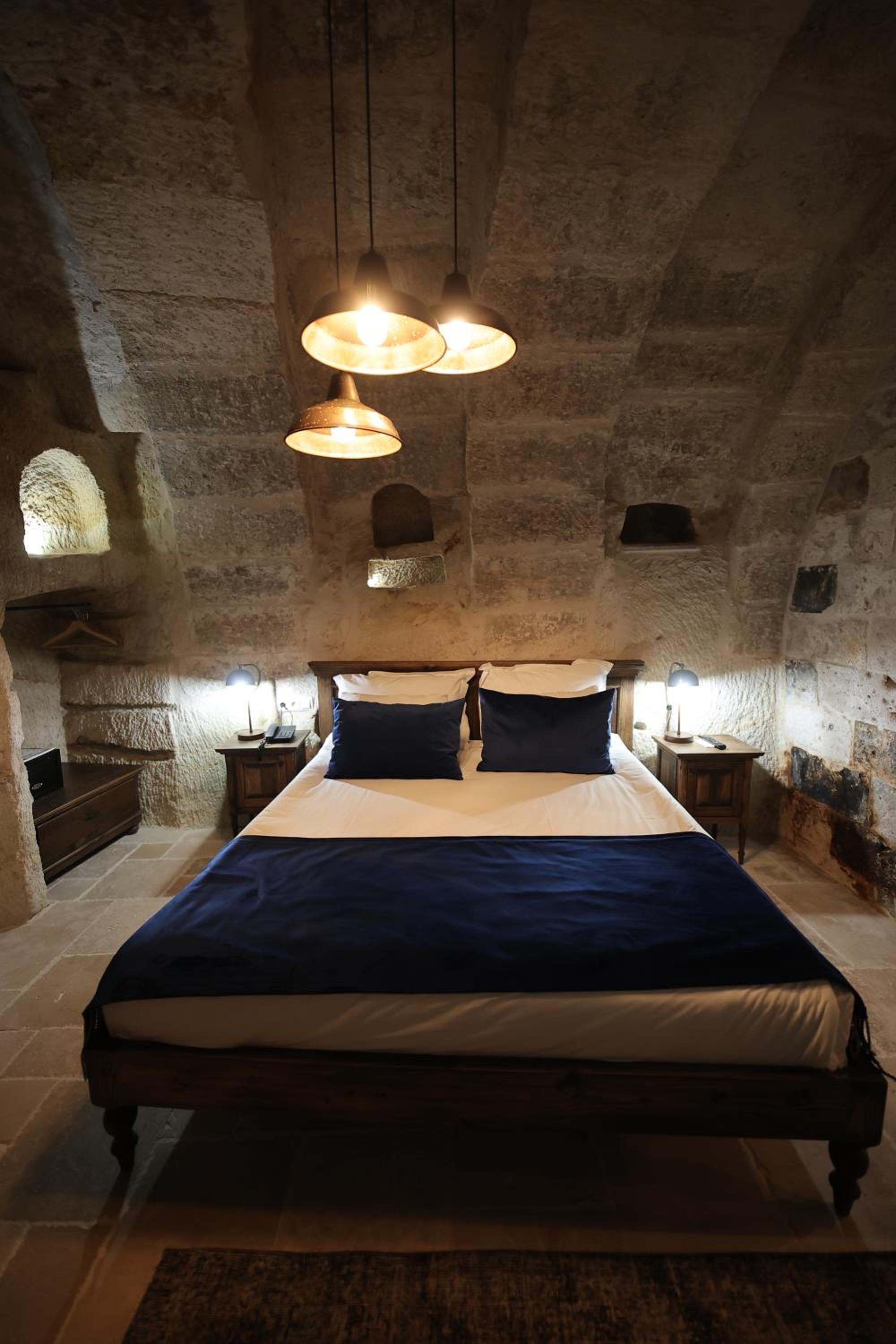 Deluxe Room - Photo 14