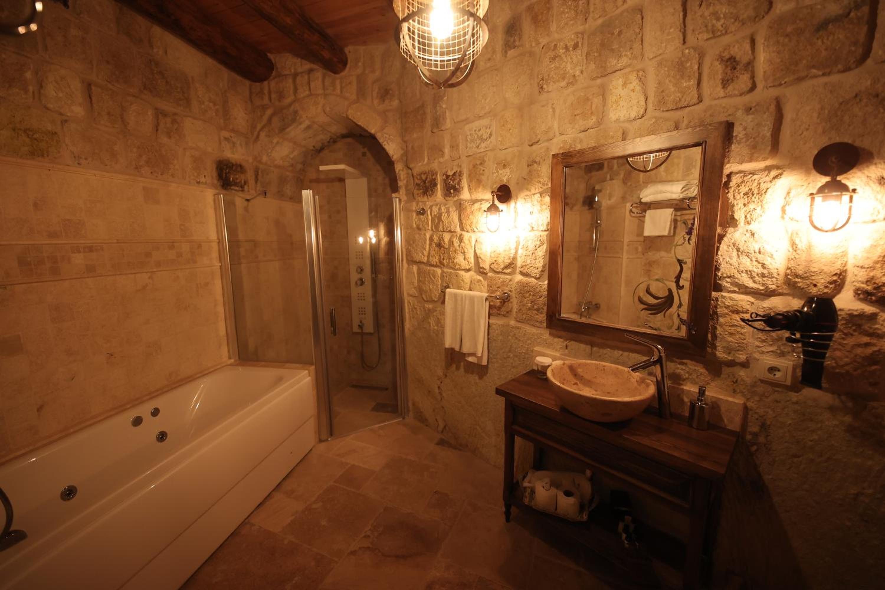 Queen Room - Photo 7