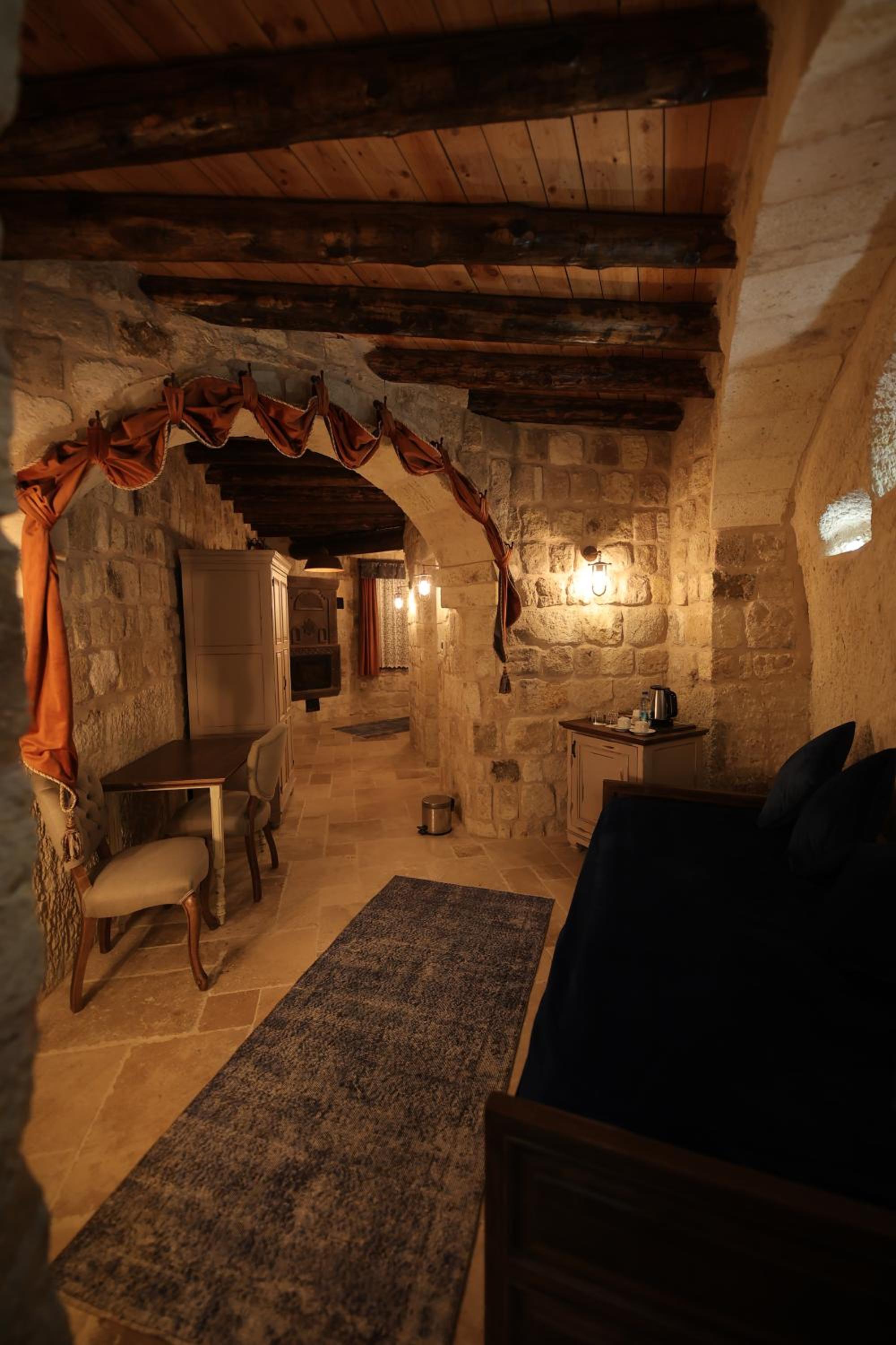 Superior King Room - Photo 5