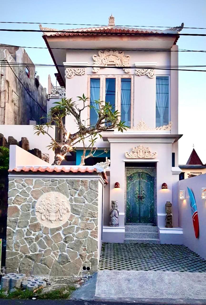 Two-Bedroom Villa - Photo 2