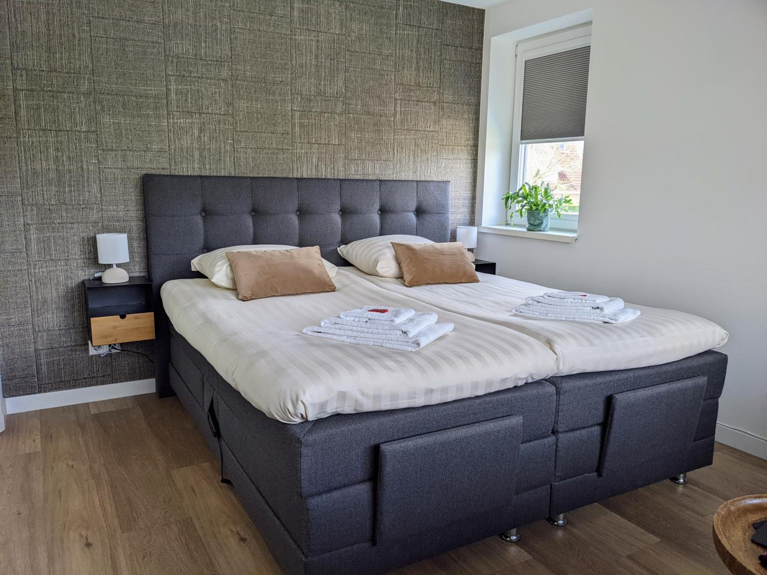 Deluxe Double Room with Shower photo 1