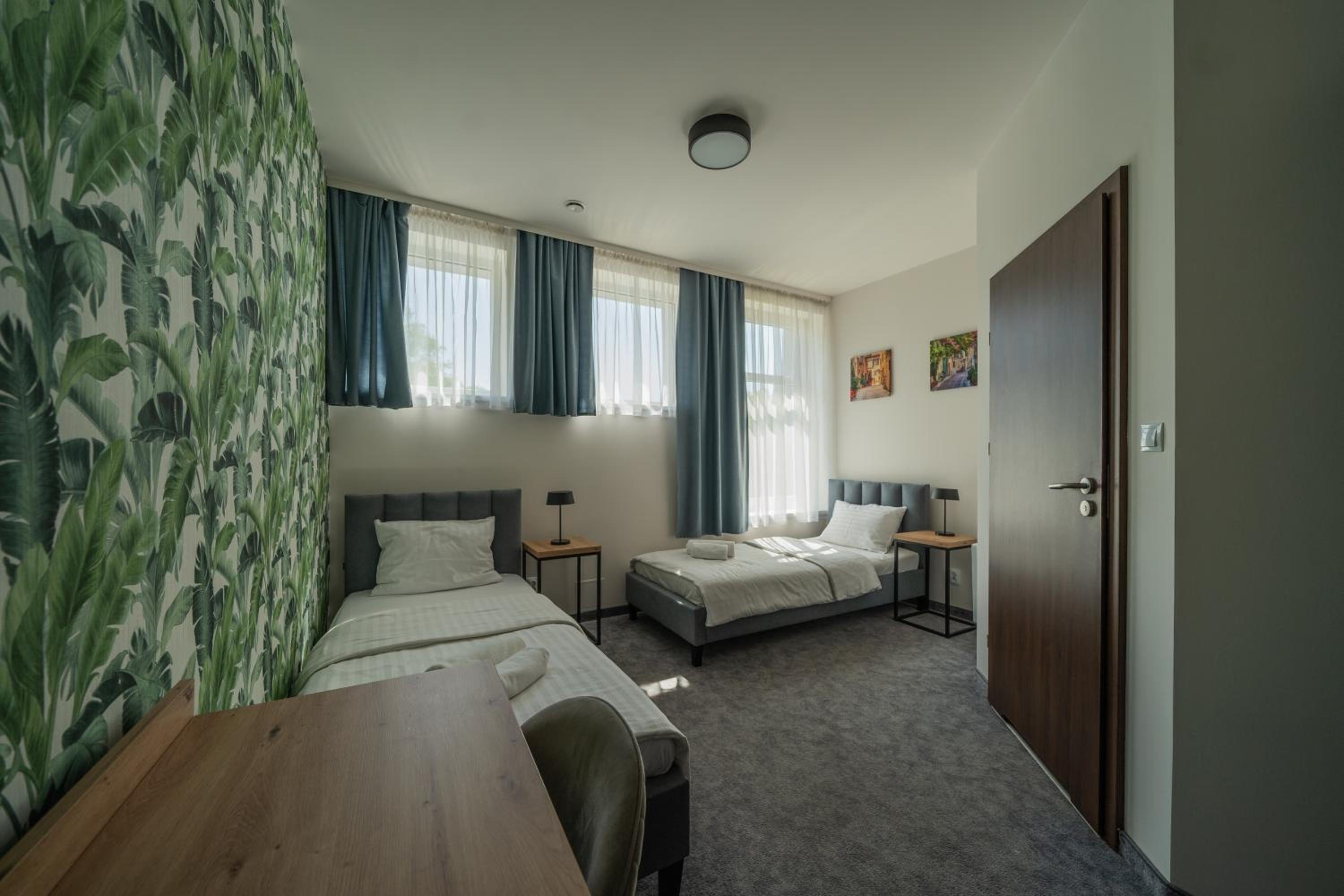 Twin Room - Photo 1