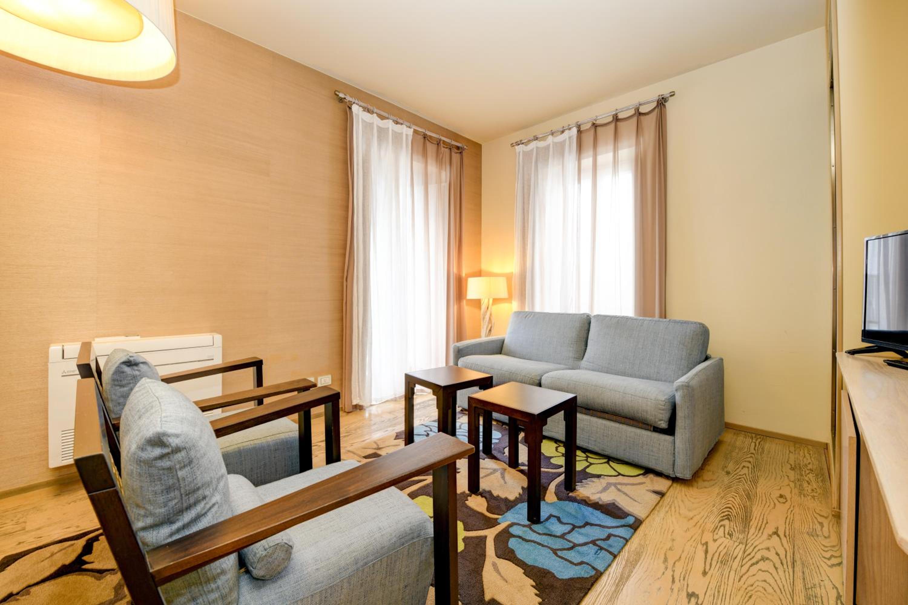 Quadruple Room - Photo 1