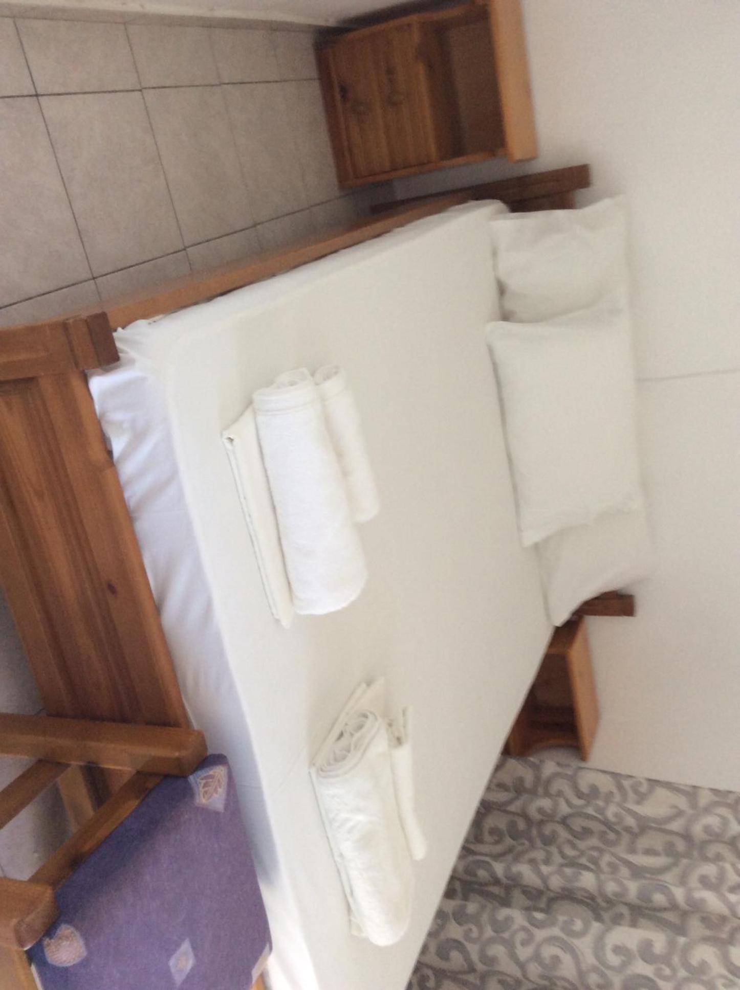 Studio Apartment photo 1