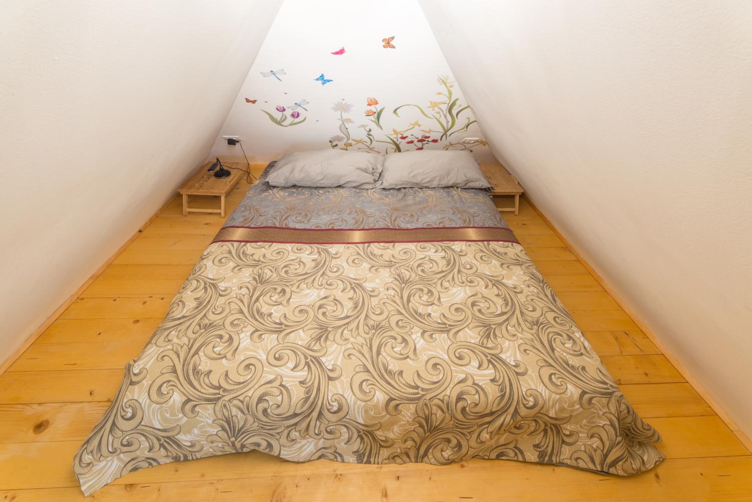 One-Bedroom Apartment - Photo 19