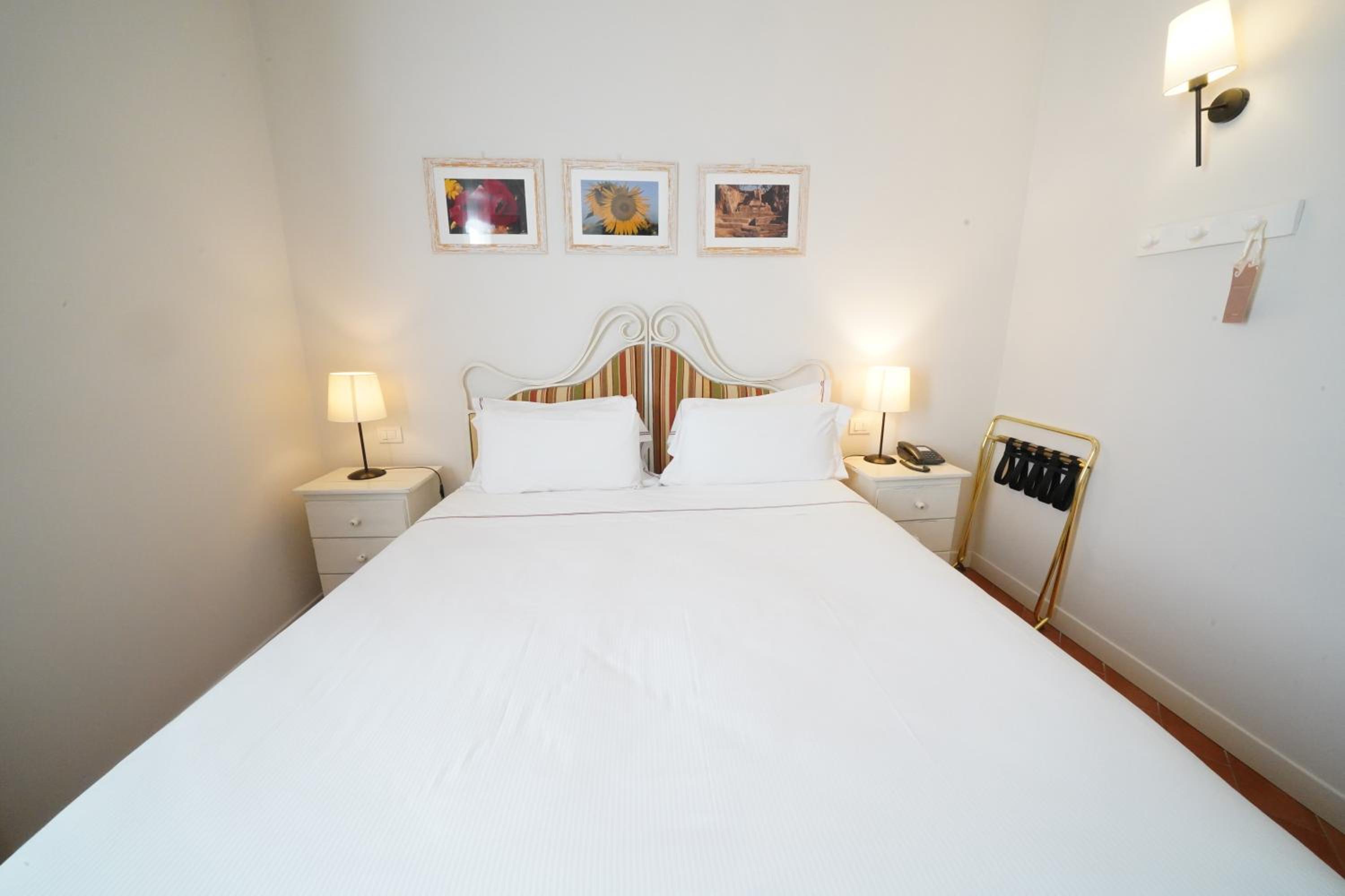 Small Double Room - Photo 72
