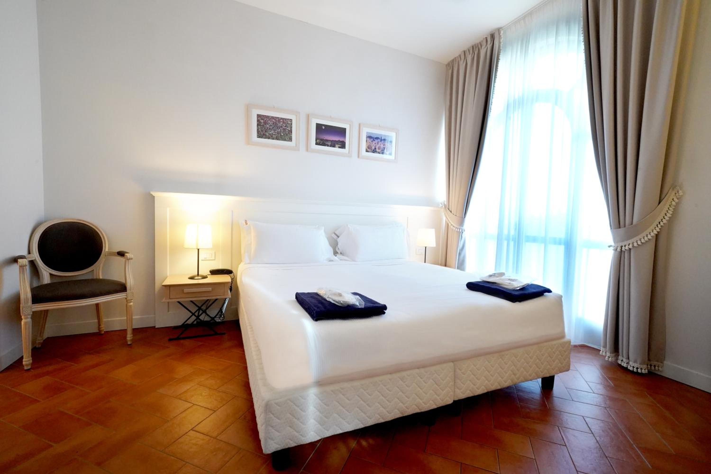 Superior Double Room - Photo 37