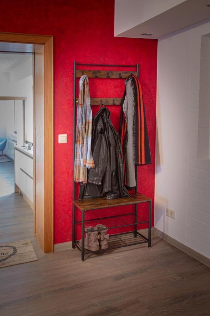 One-Bedroom Apartment - Photo 1