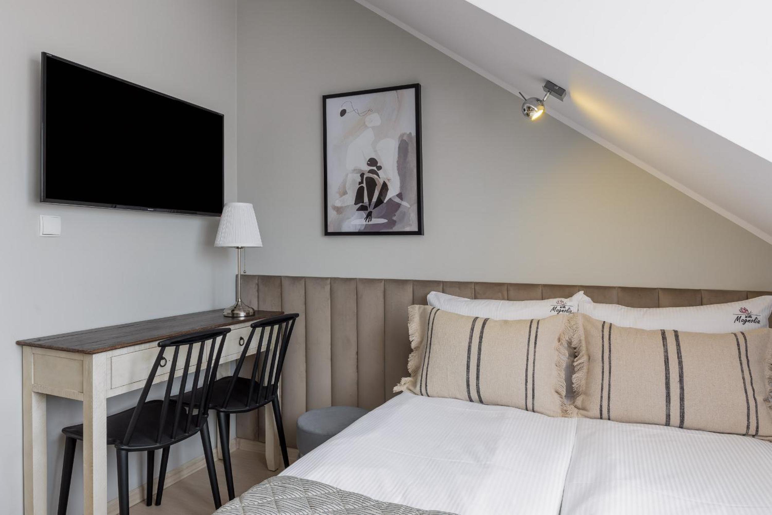 Standard Triple Room photo 2
