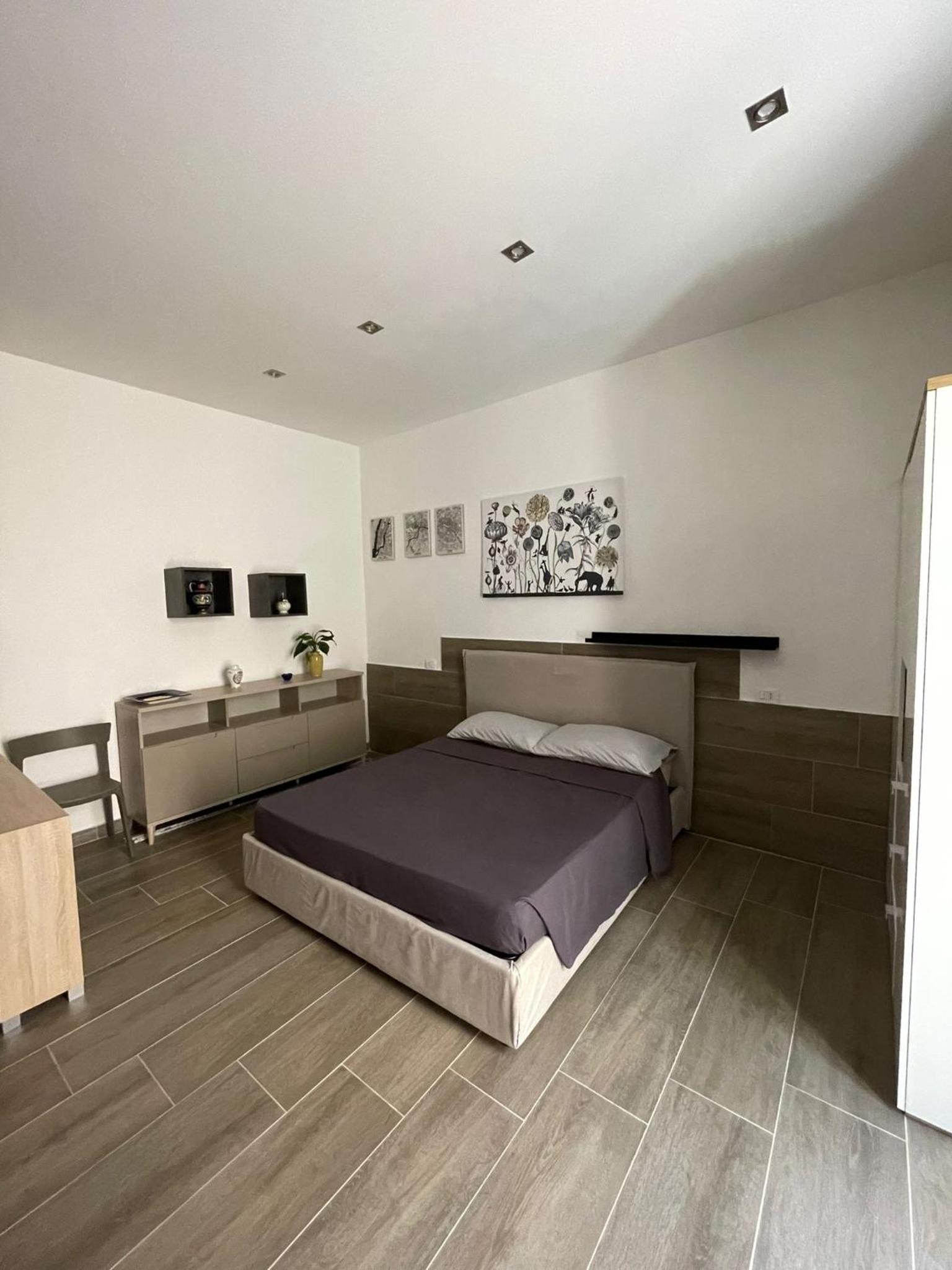 King Room with Balcony photo 1