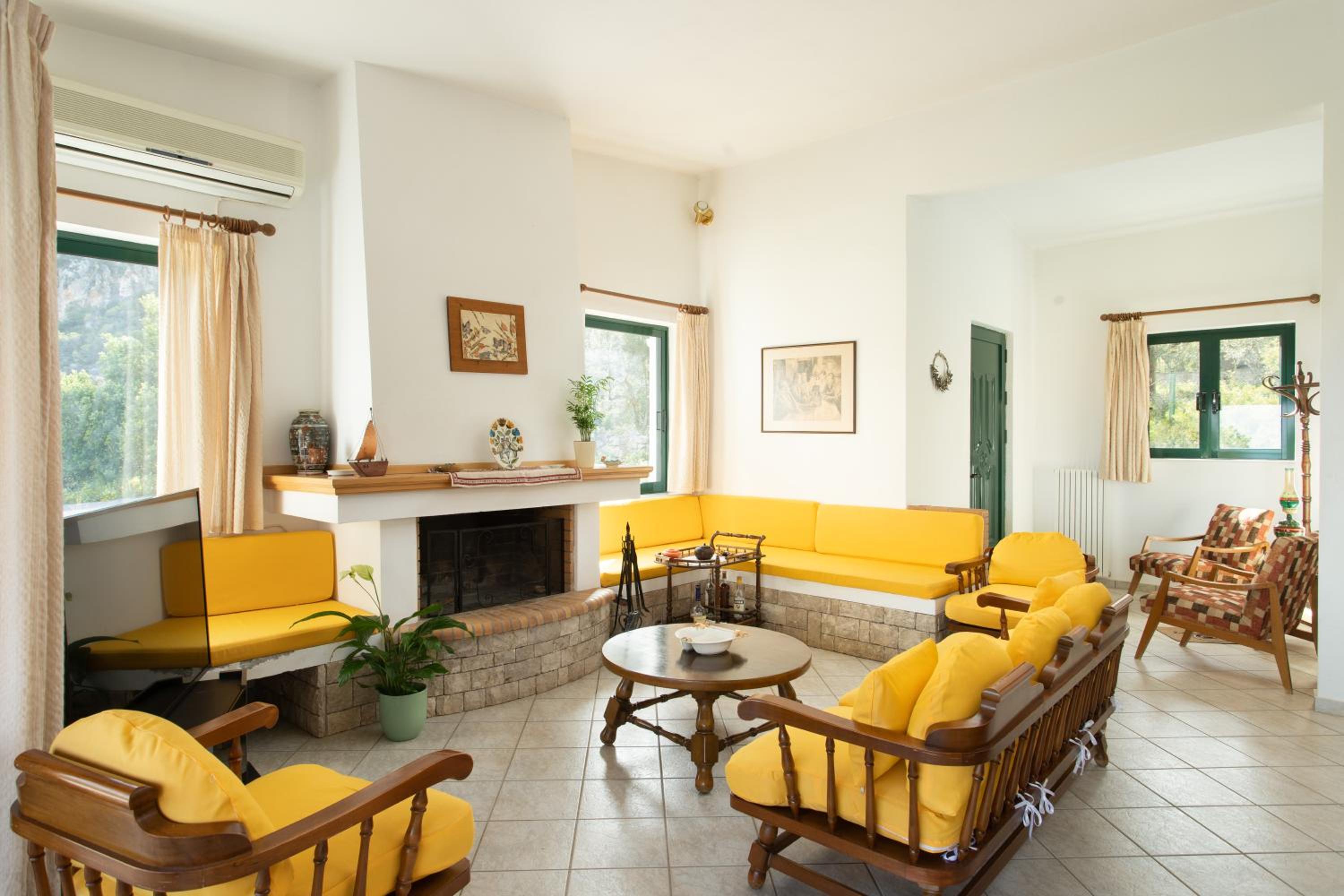 Two-Bedroom House photo 3