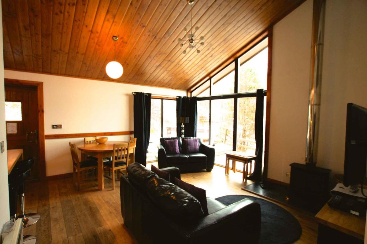 Luxury Chalet with Hot Tub photo 2