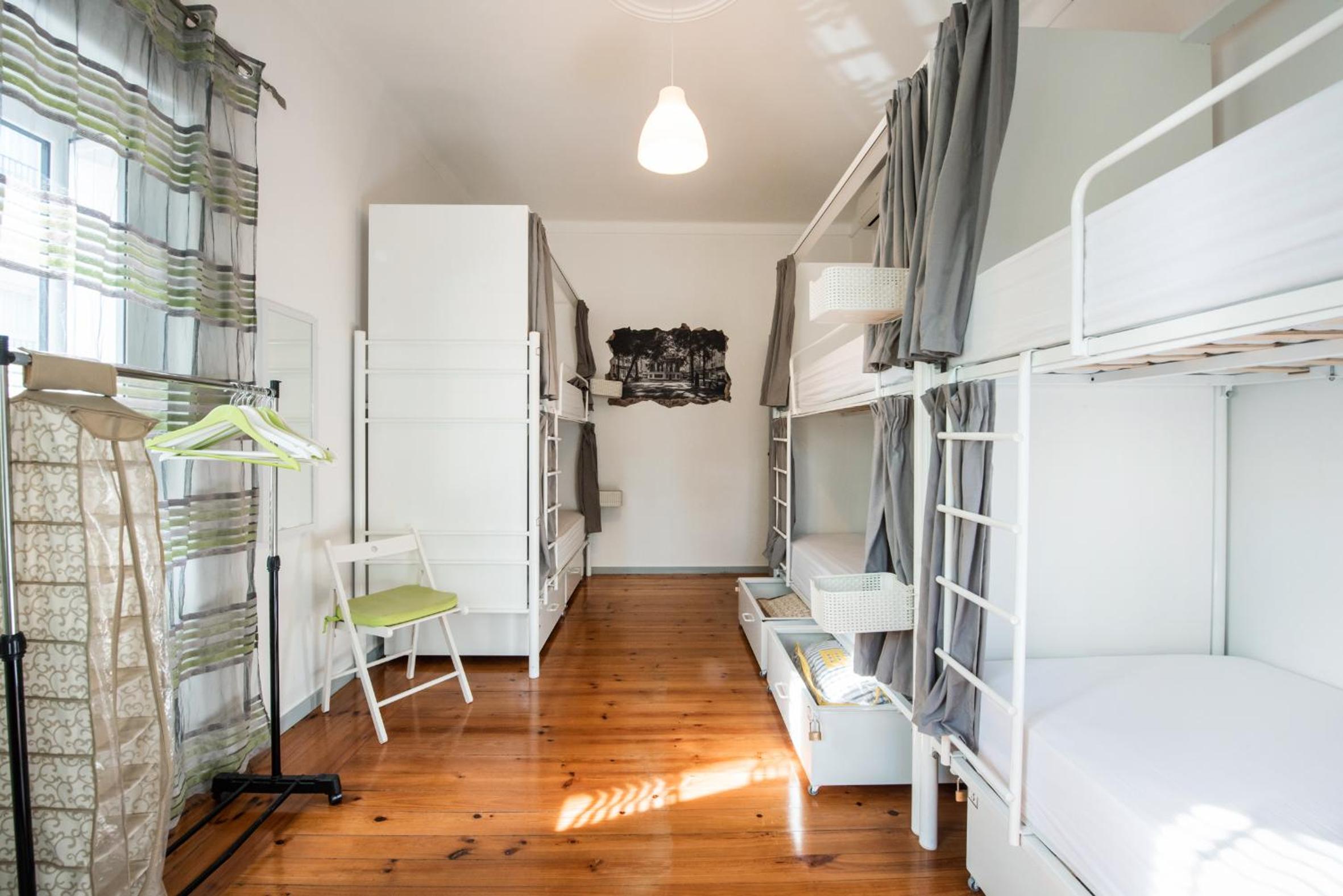 Bed In 6-Bed Mixed Dormitory Room photo 1