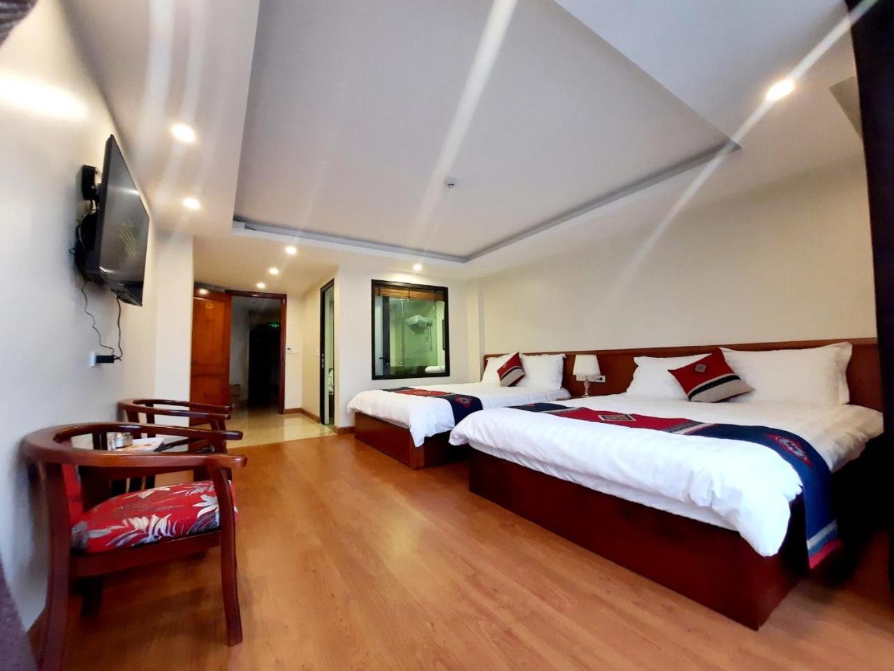 Triple Room with Balcony - Photo 3