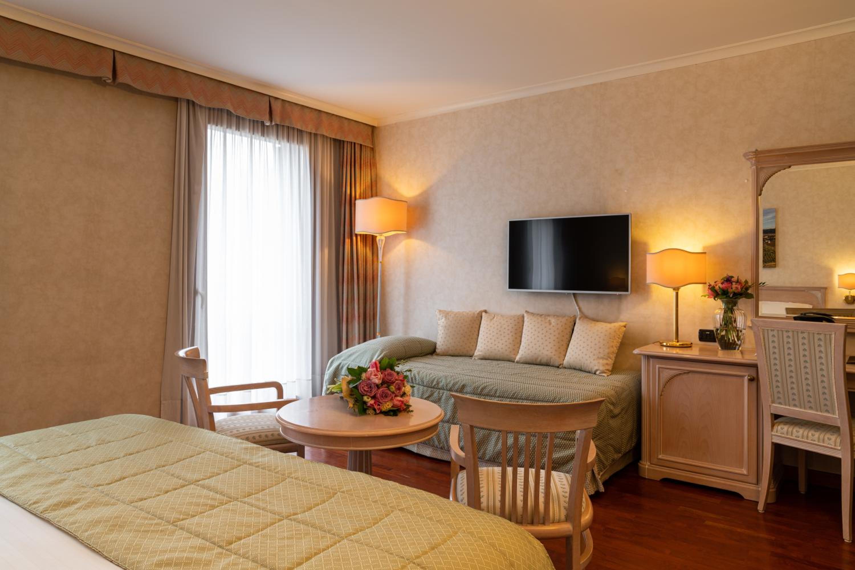 Superior Double or Twin Room - Photo 2