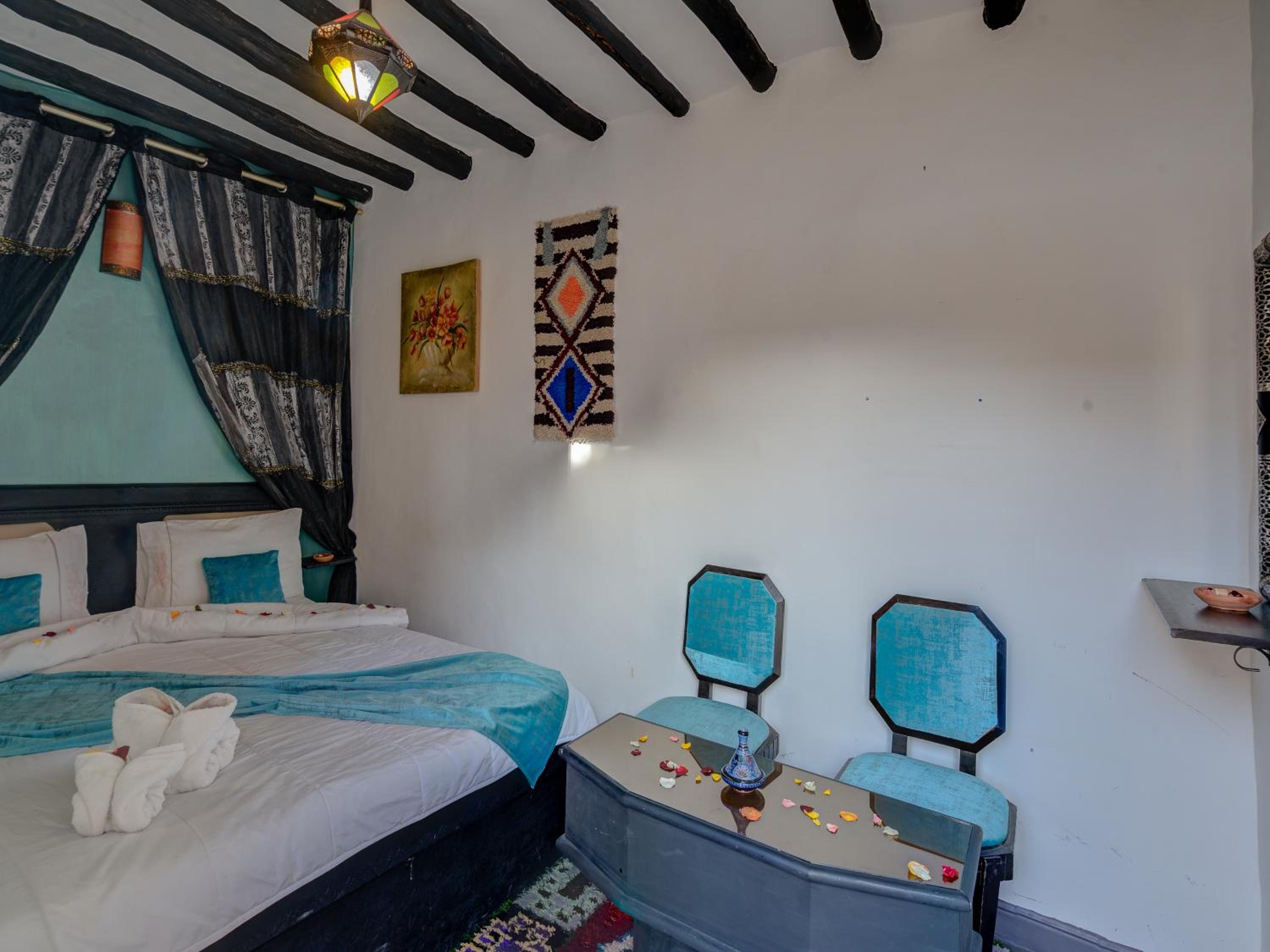 Double Room - Photo 13