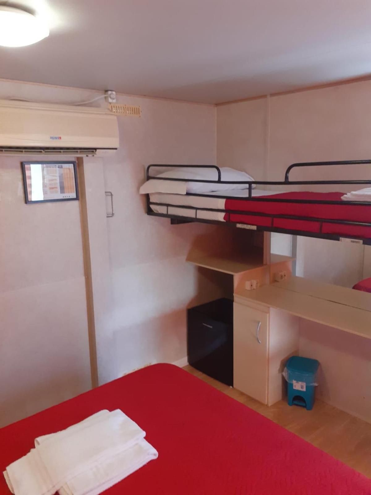 Deluxe Room (2 Adults + 1 Child)