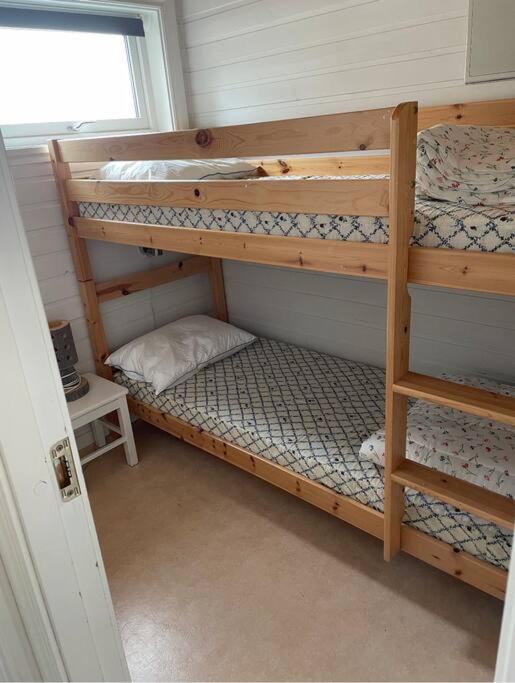 Two-Bedroom House - Photo 8