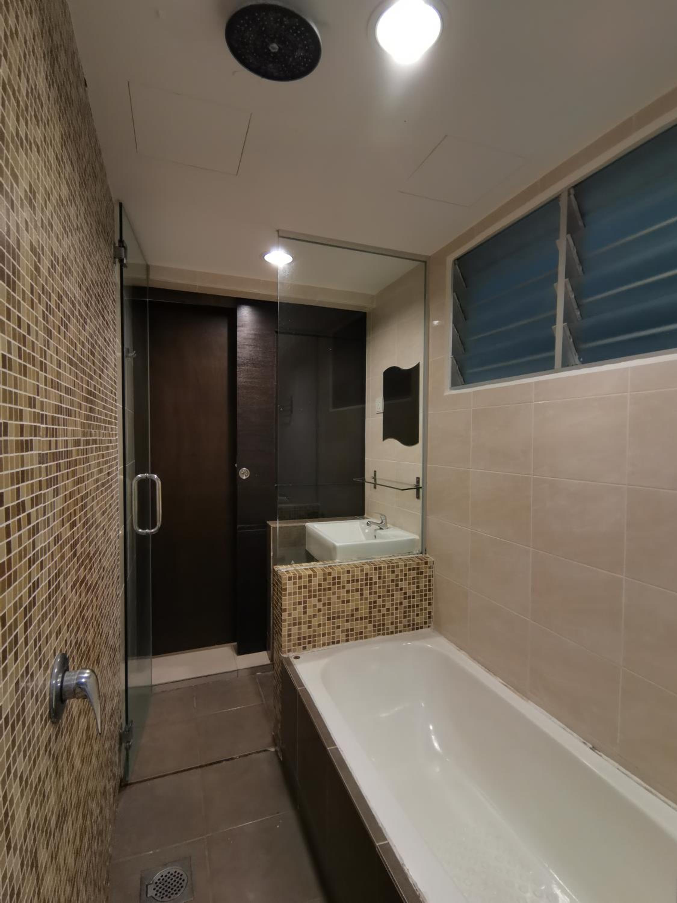 Deluxe King Suite - Photo 1