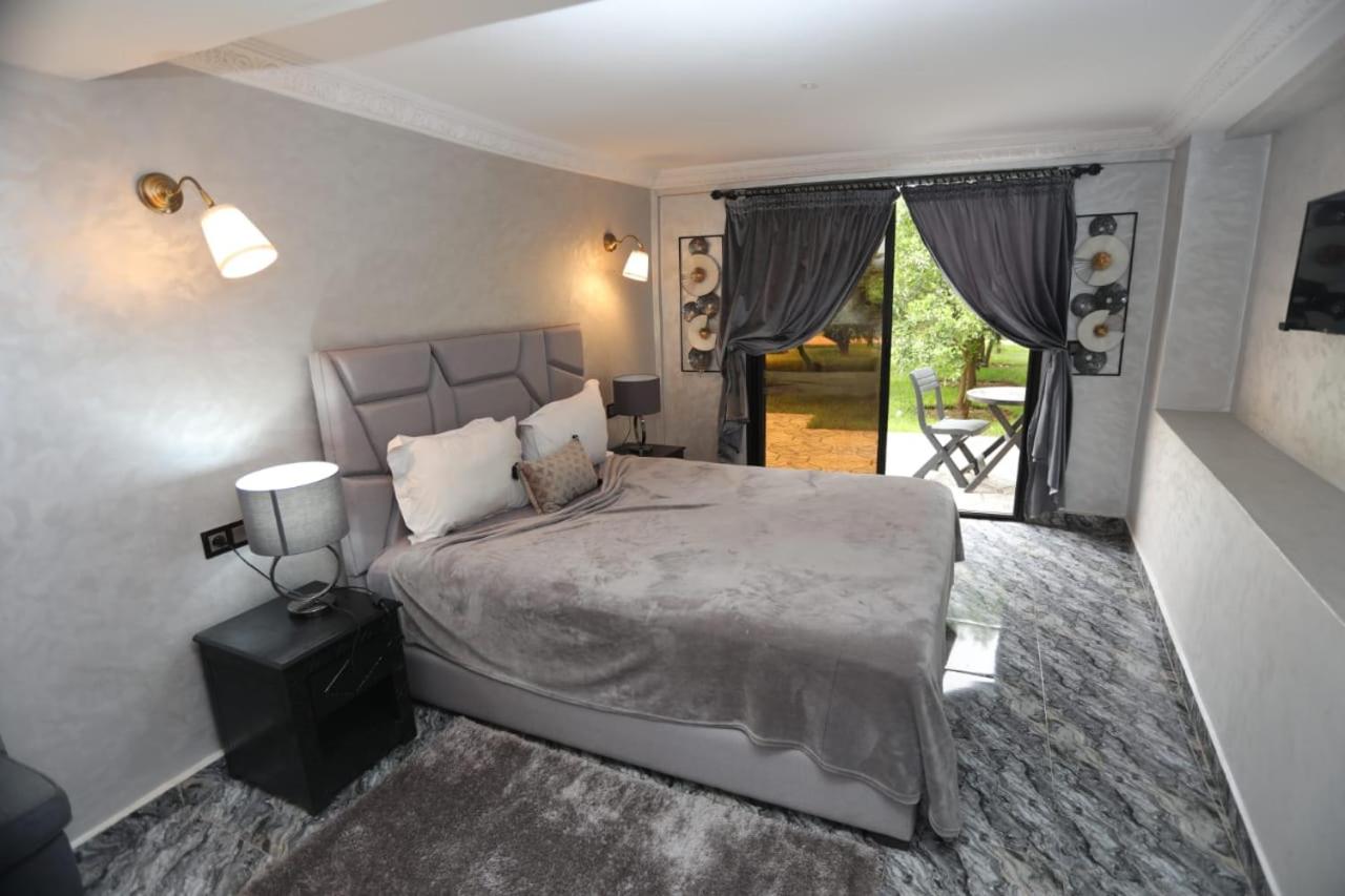 Suite with Terrace - Photo 7