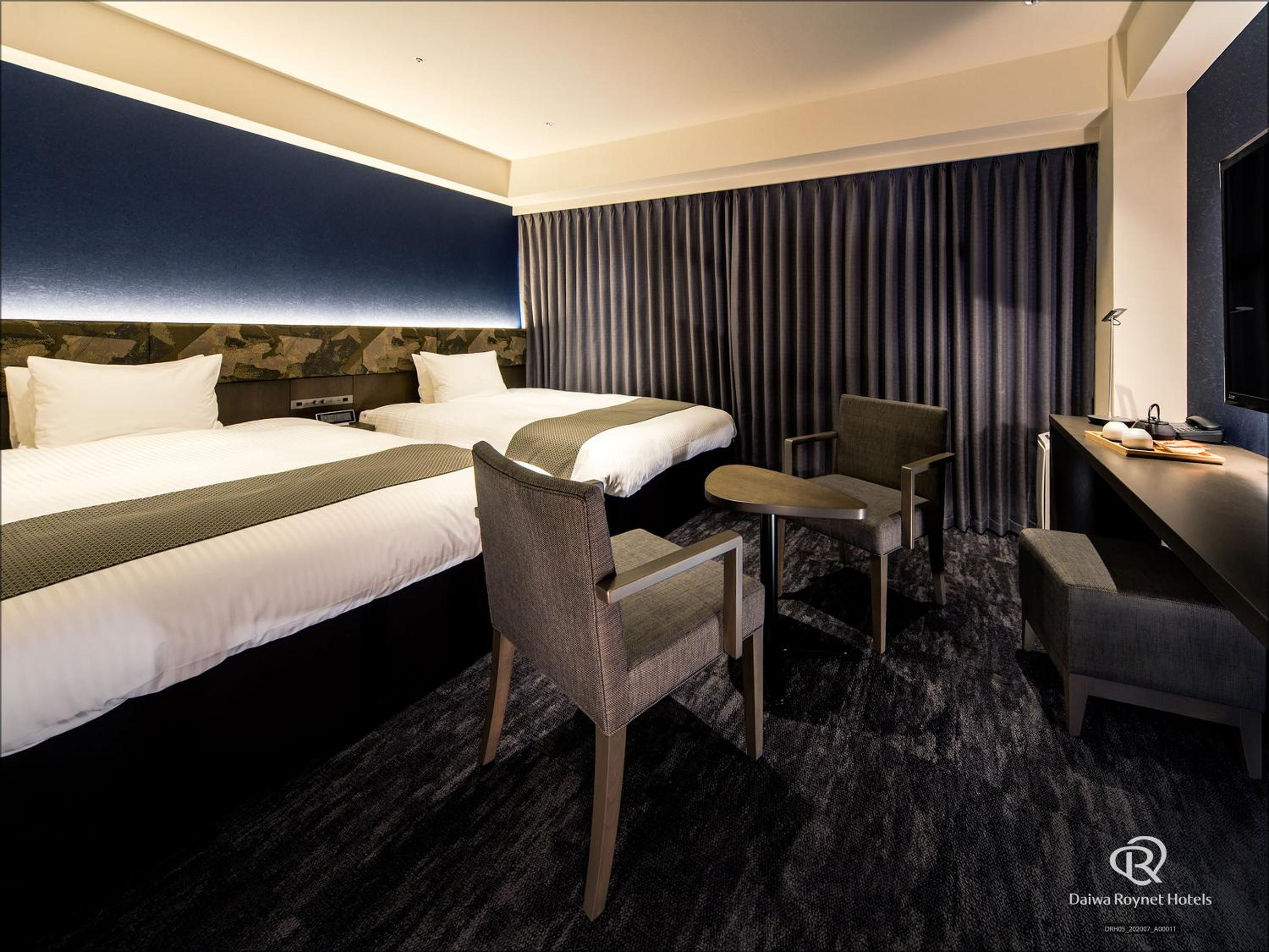 Deluxe Twin Room With Extra Bed - Non-Smoking