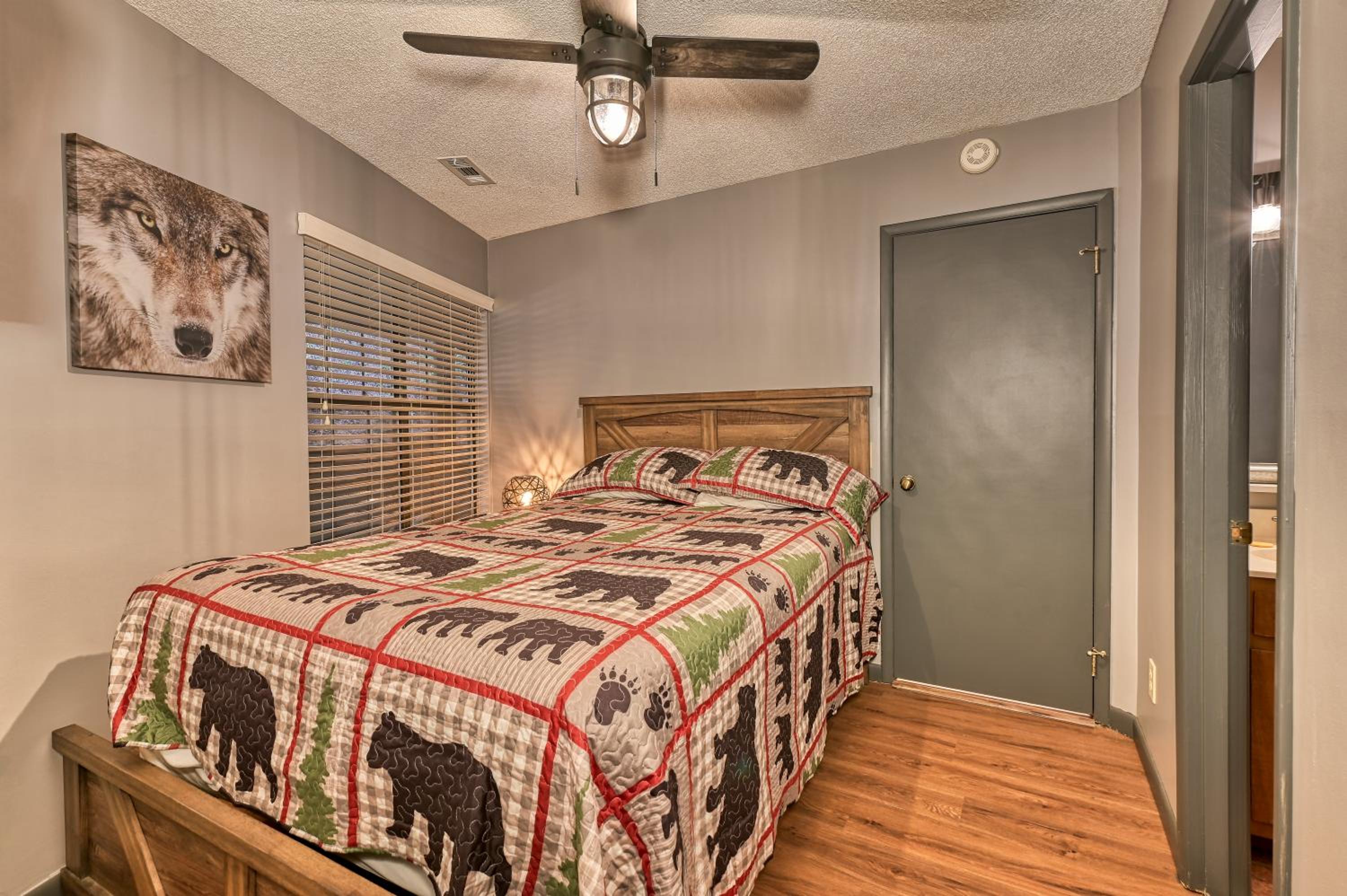 Three-Bedroom House photo 1