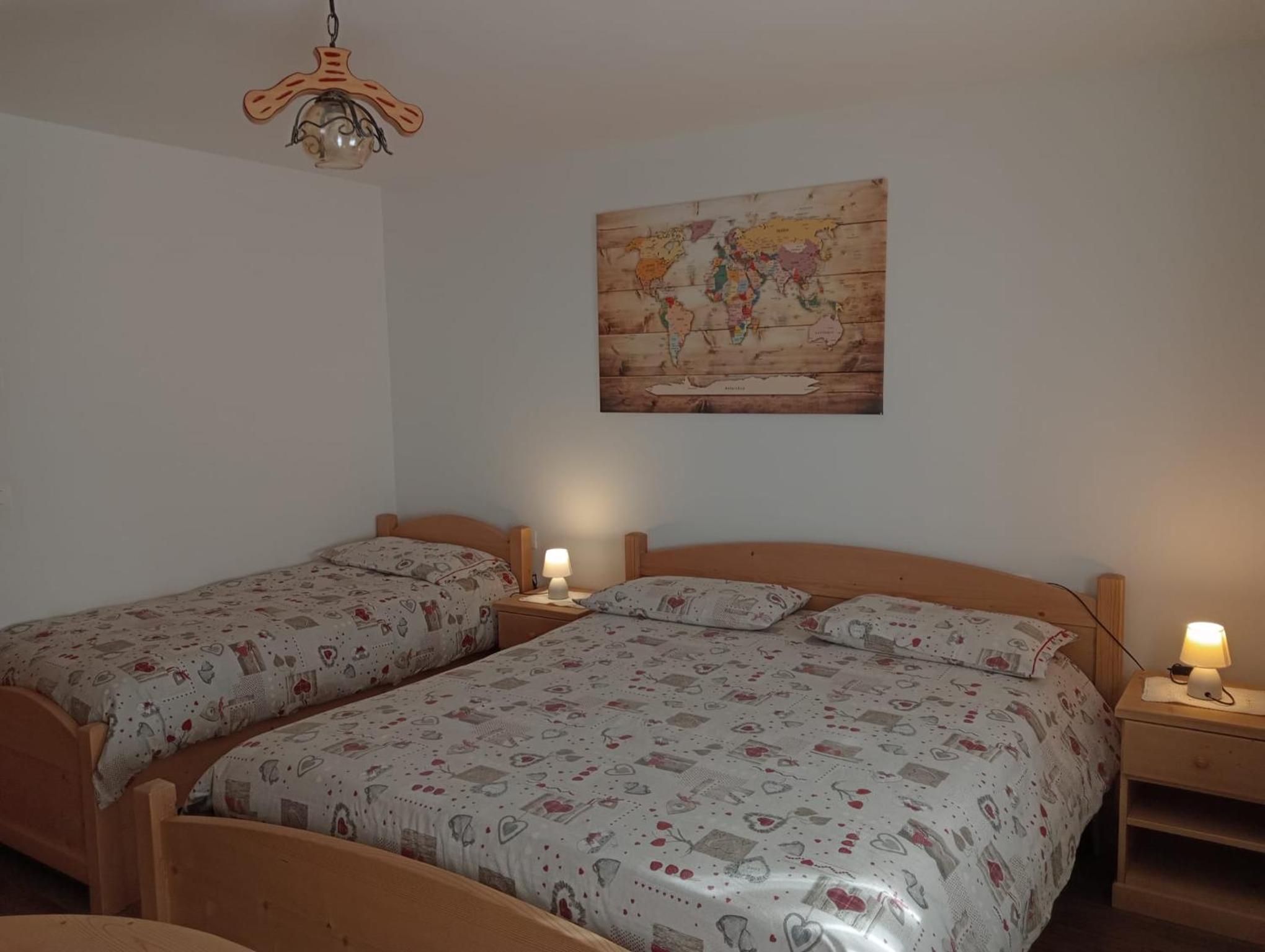 Double Room with Balcony (2 Adults + 1 Child) photo 2