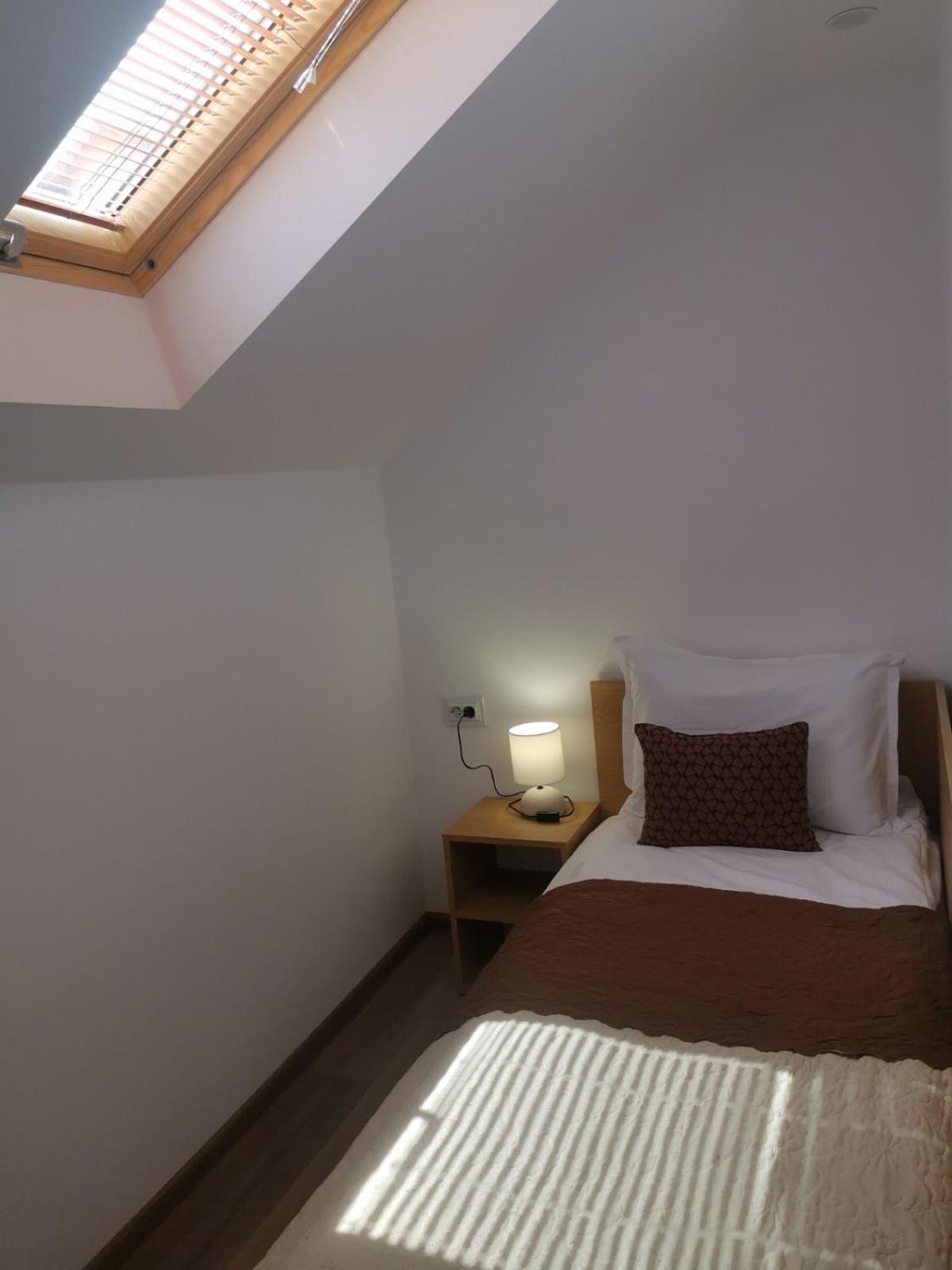 Comfort Triple Room with Shower photo 2