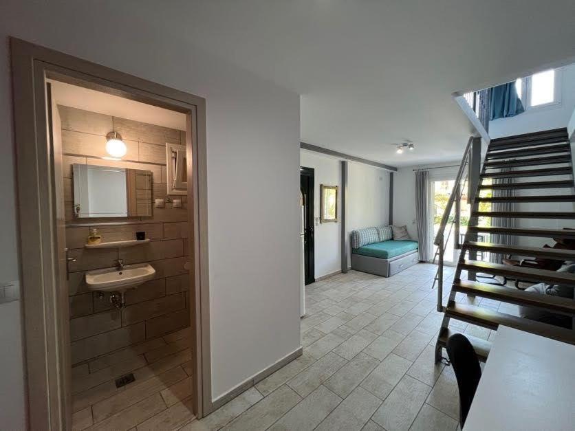 Maisonette photo 1