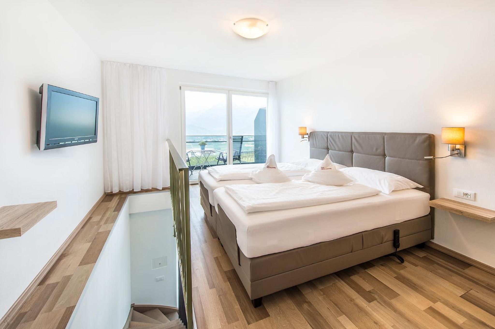 Apartment - Split Level