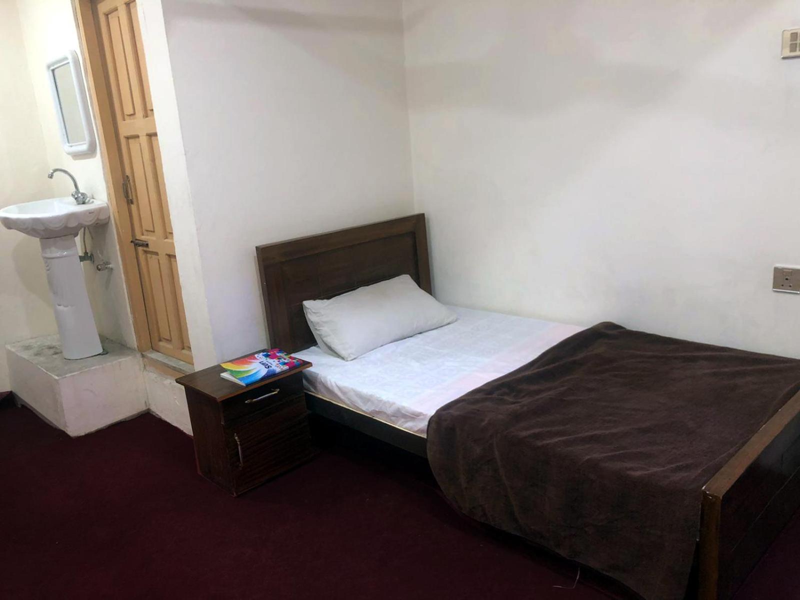 Single Room photo 1