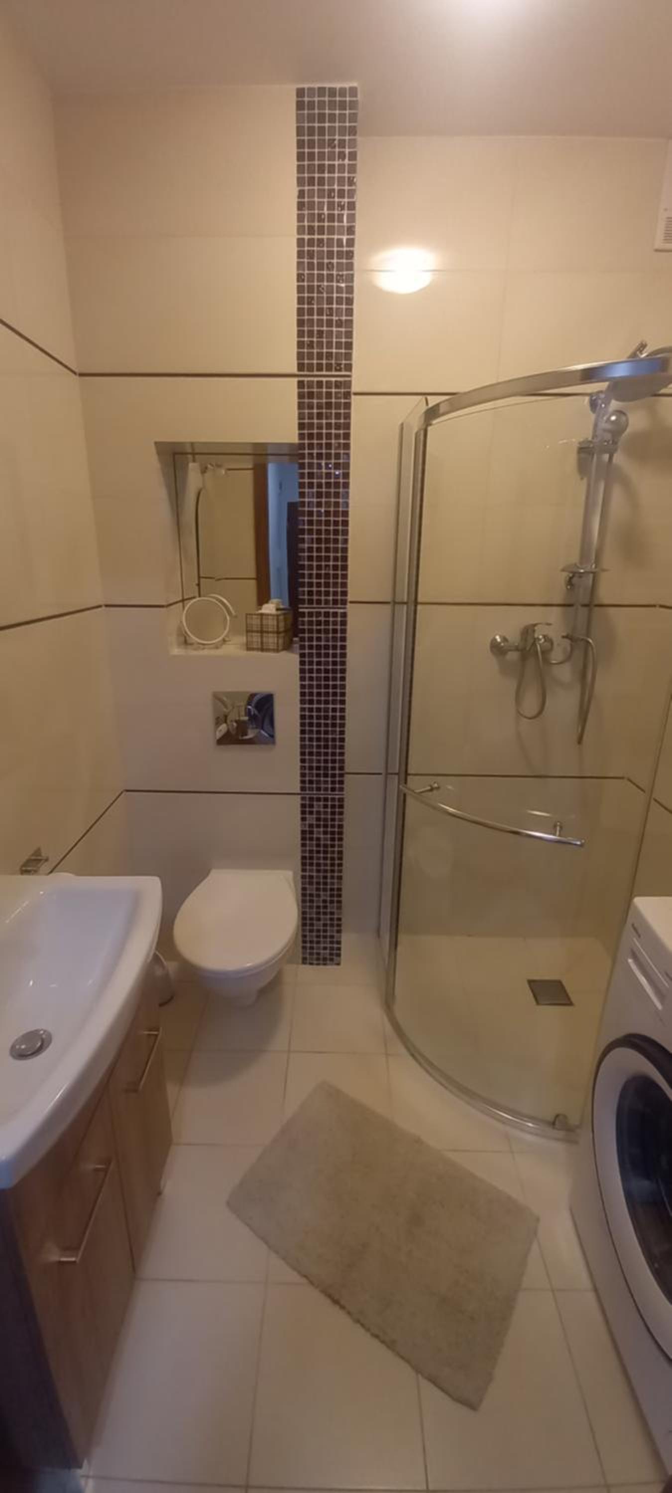 One-Bedroom Apartment - Photo 13
