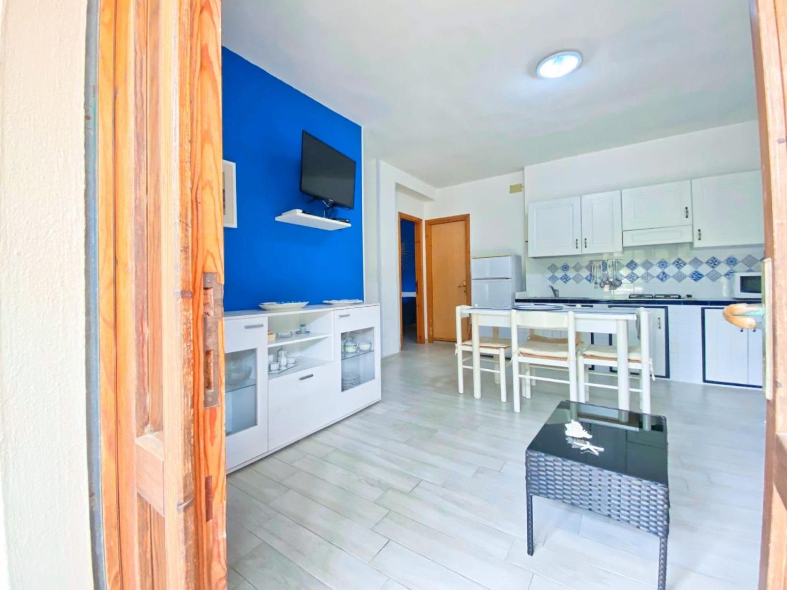 Apartment with Terrace photo 3