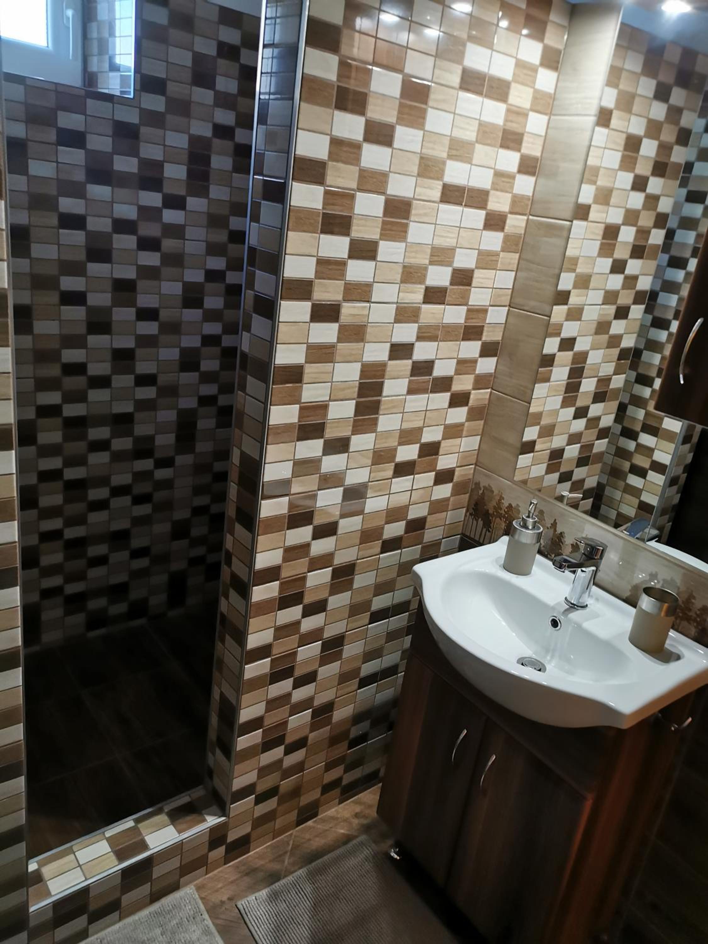 Three-Bedroom Apartment - Photo 2