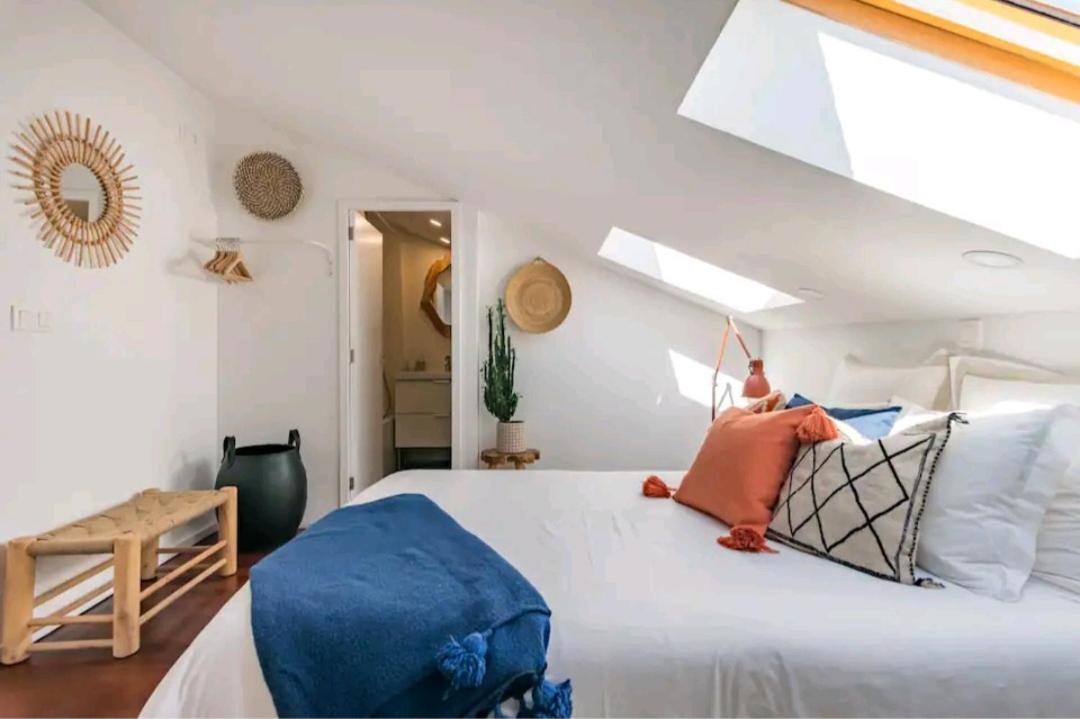 Two-Bedroom Apartment - Photo 20