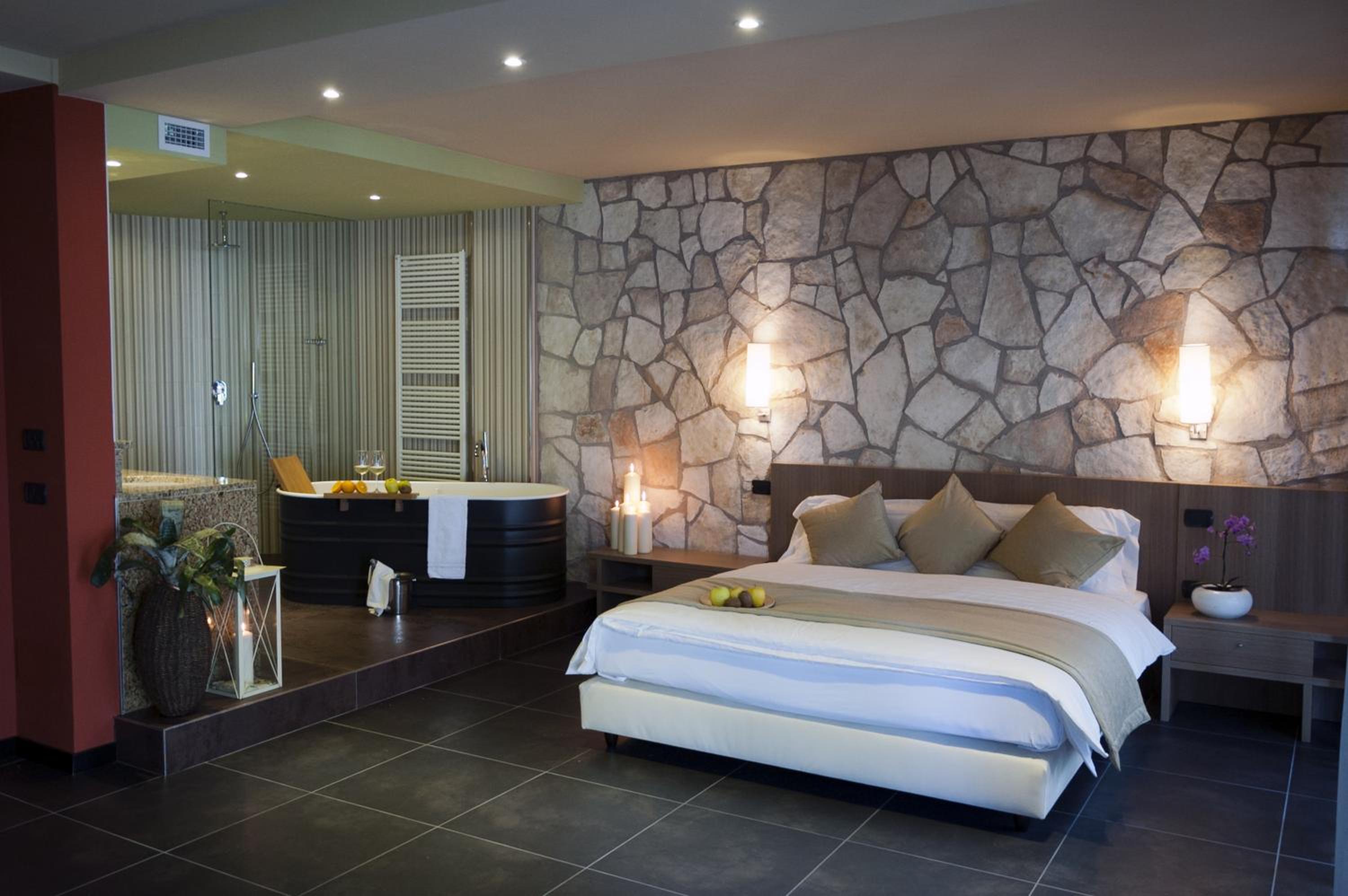 Suite with Private Garden photo 2