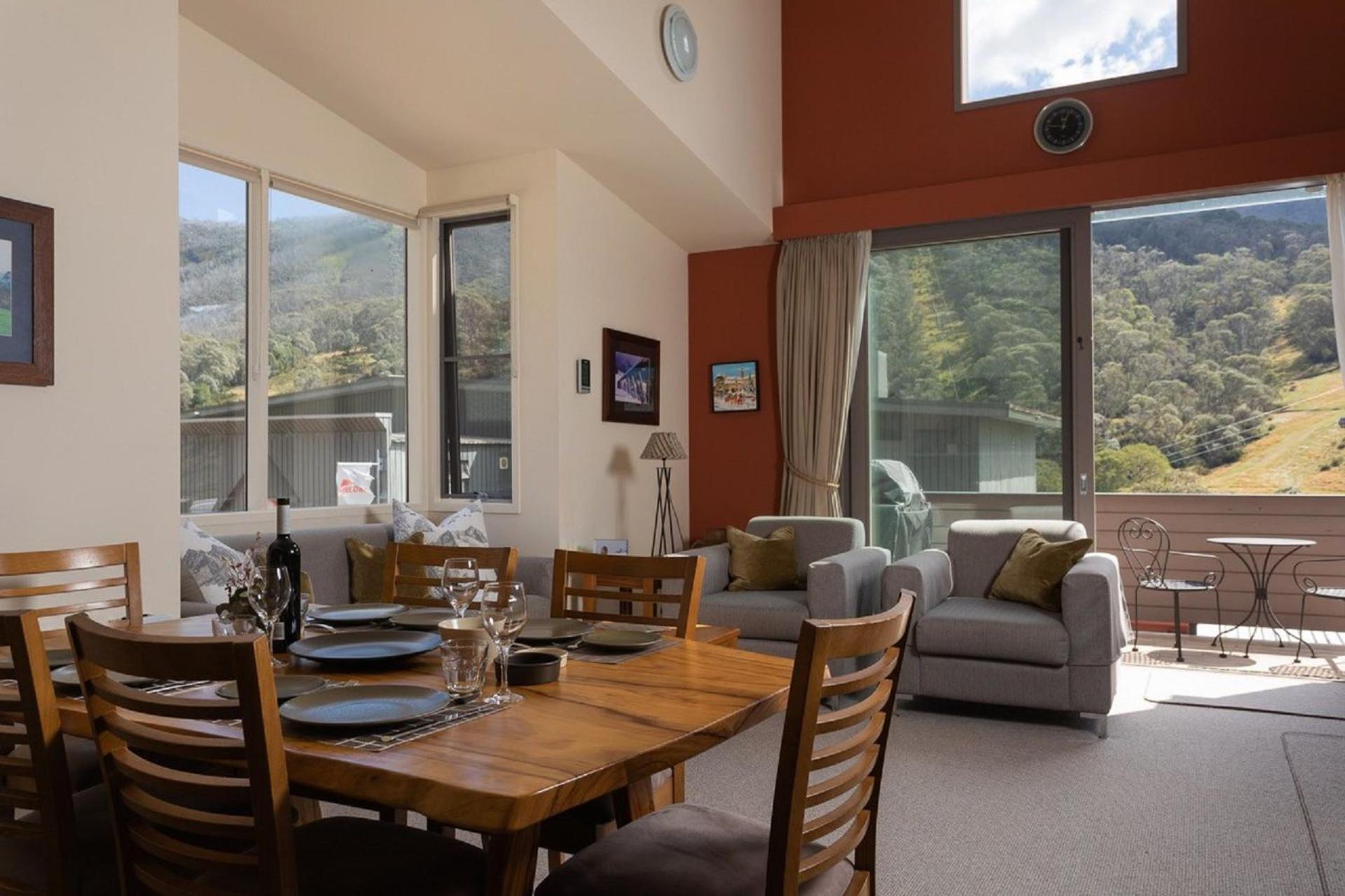 Superior Chalet photo 2