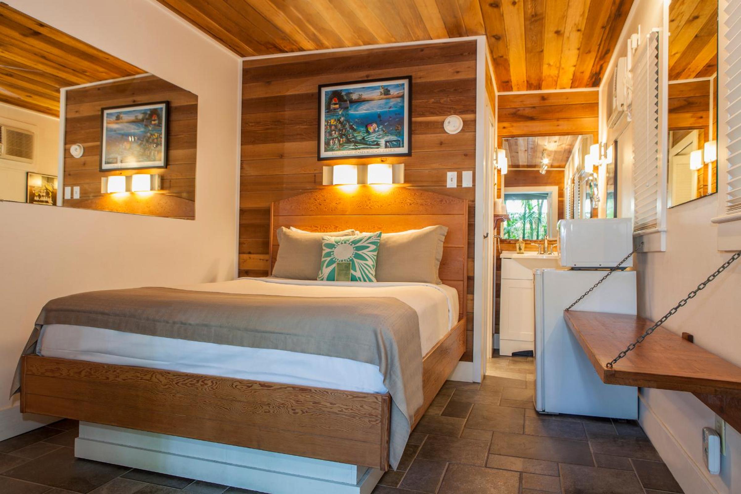Queen Island Room - Photo 4