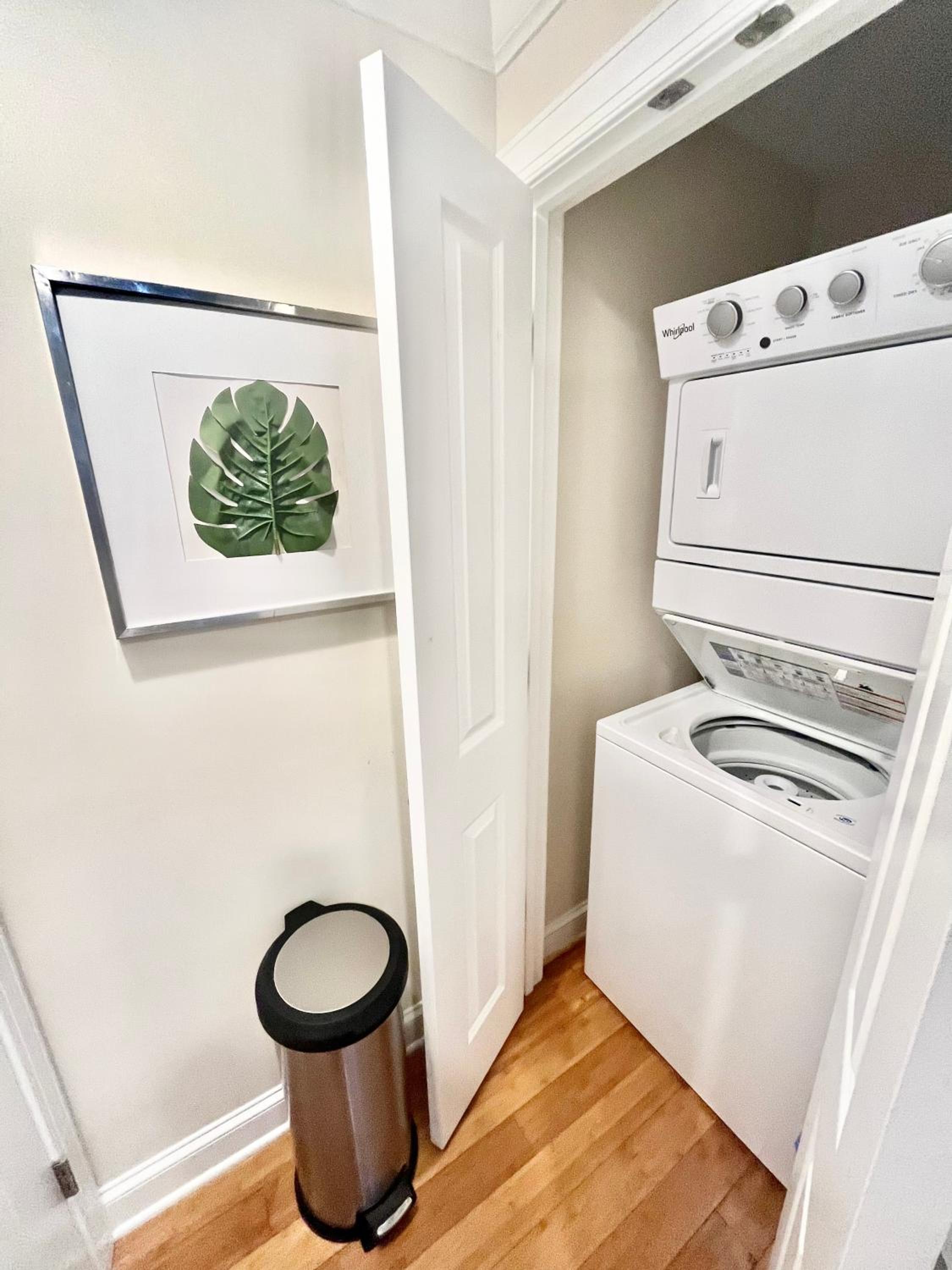 One-Bedroom Apartment photo 3