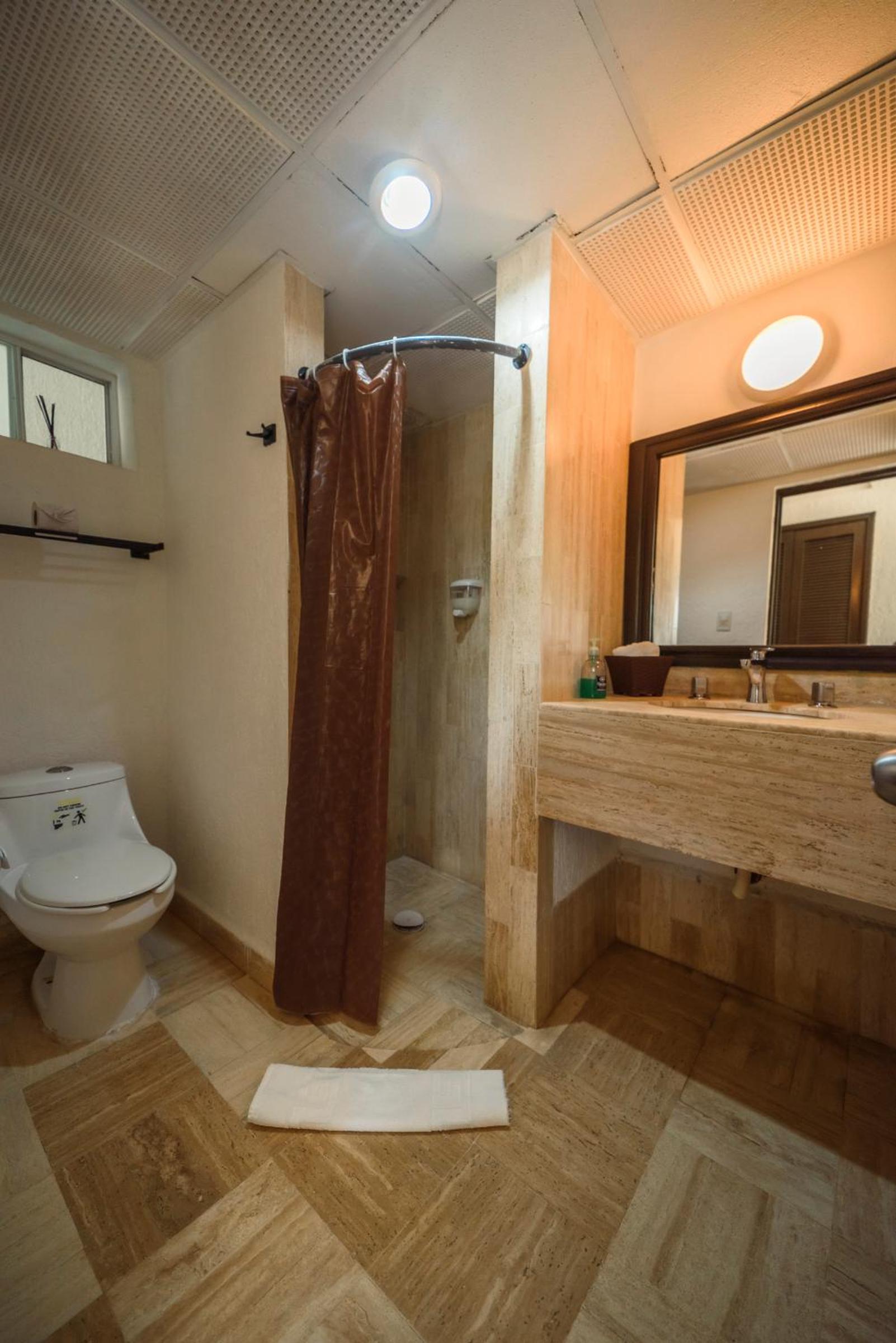 Double Room with Garden View - Photo 18