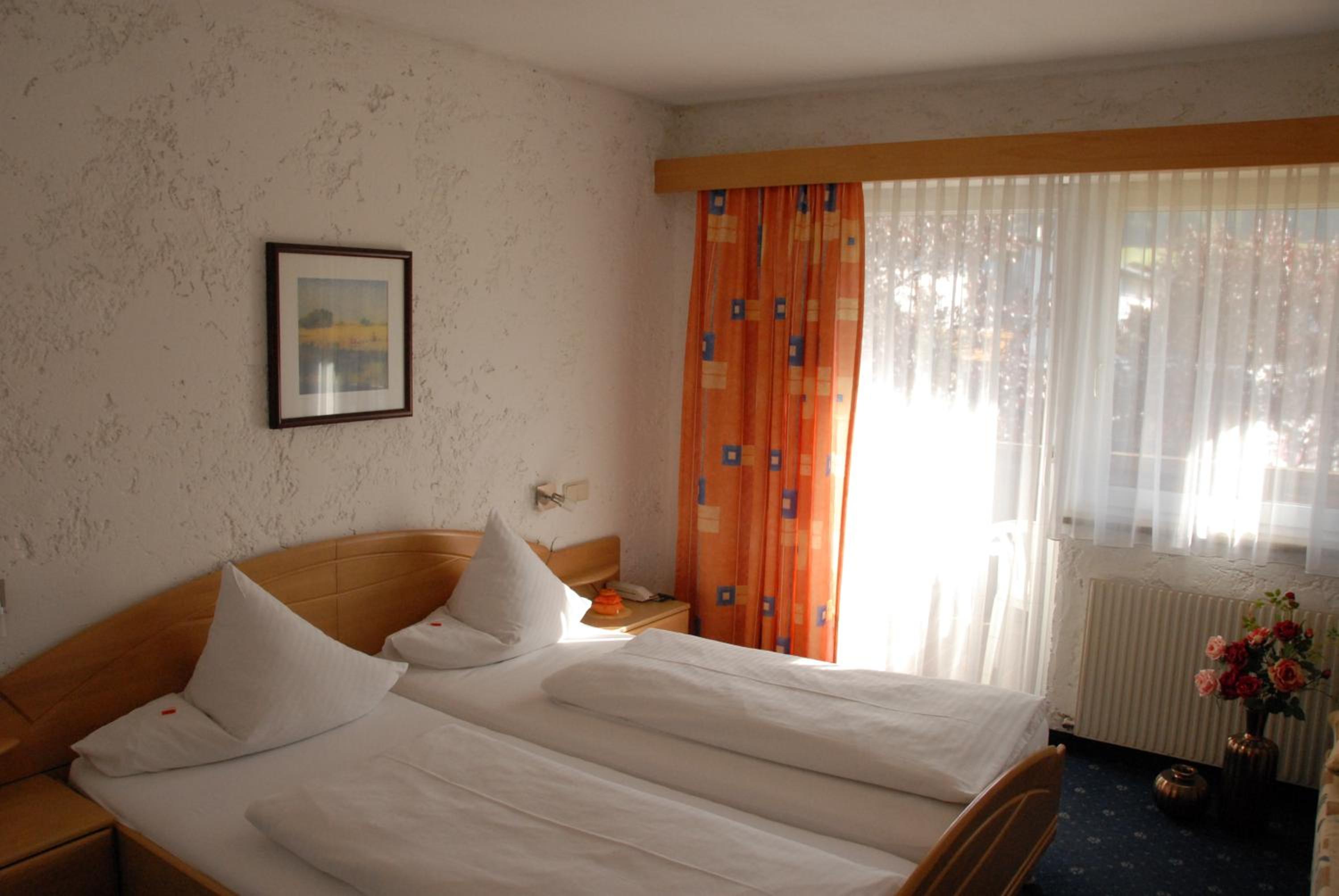 Double Room - Photo 5
