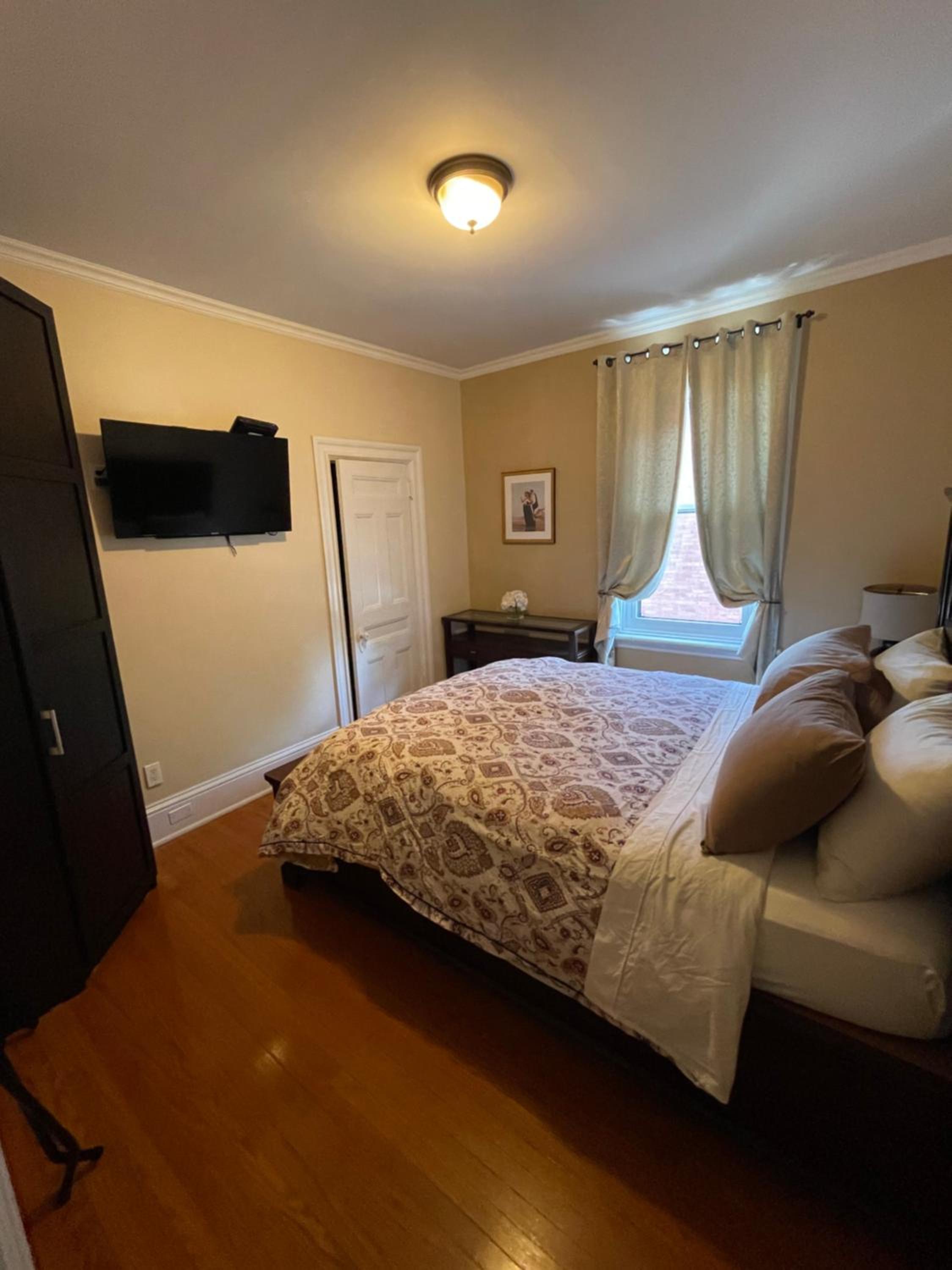 Double Room with Private Bathroom photo 2