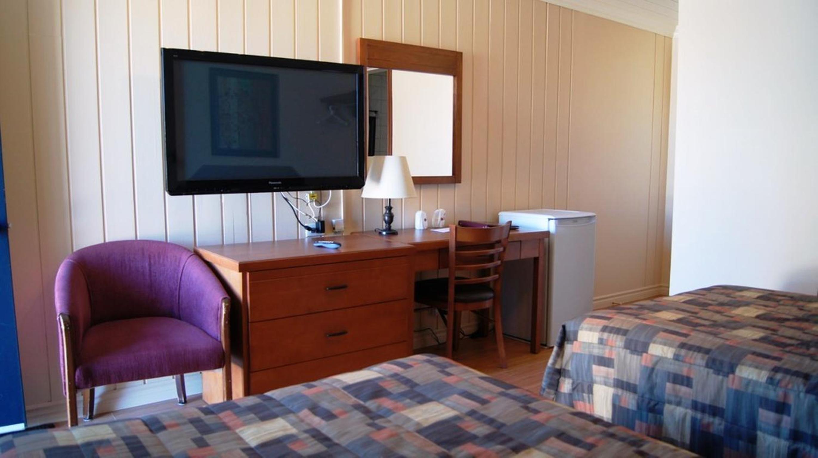 Double Room with Two Small Double Beds (48 inches or 48 inches large) photo 2