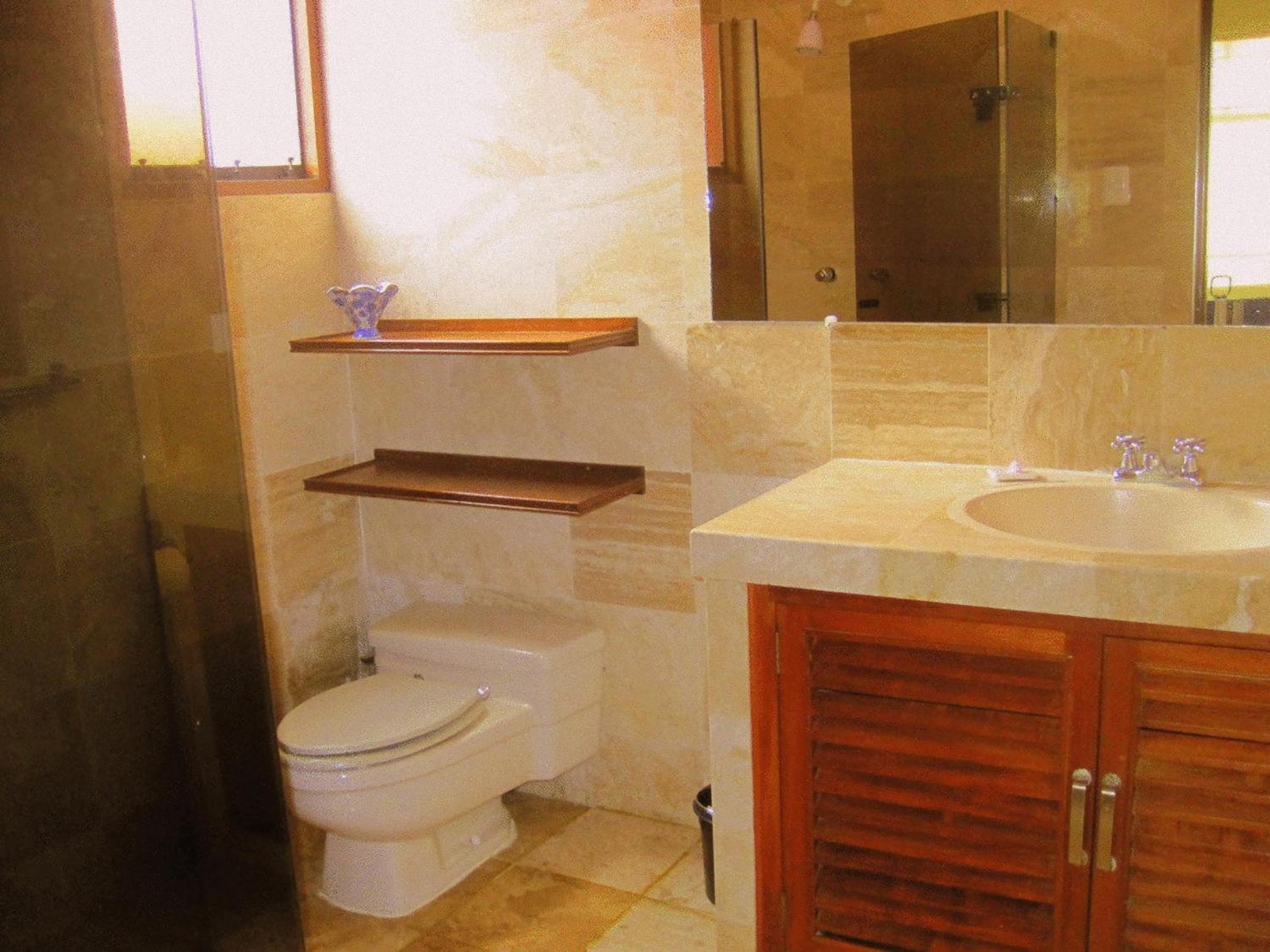 Standard  Room - Photo 13