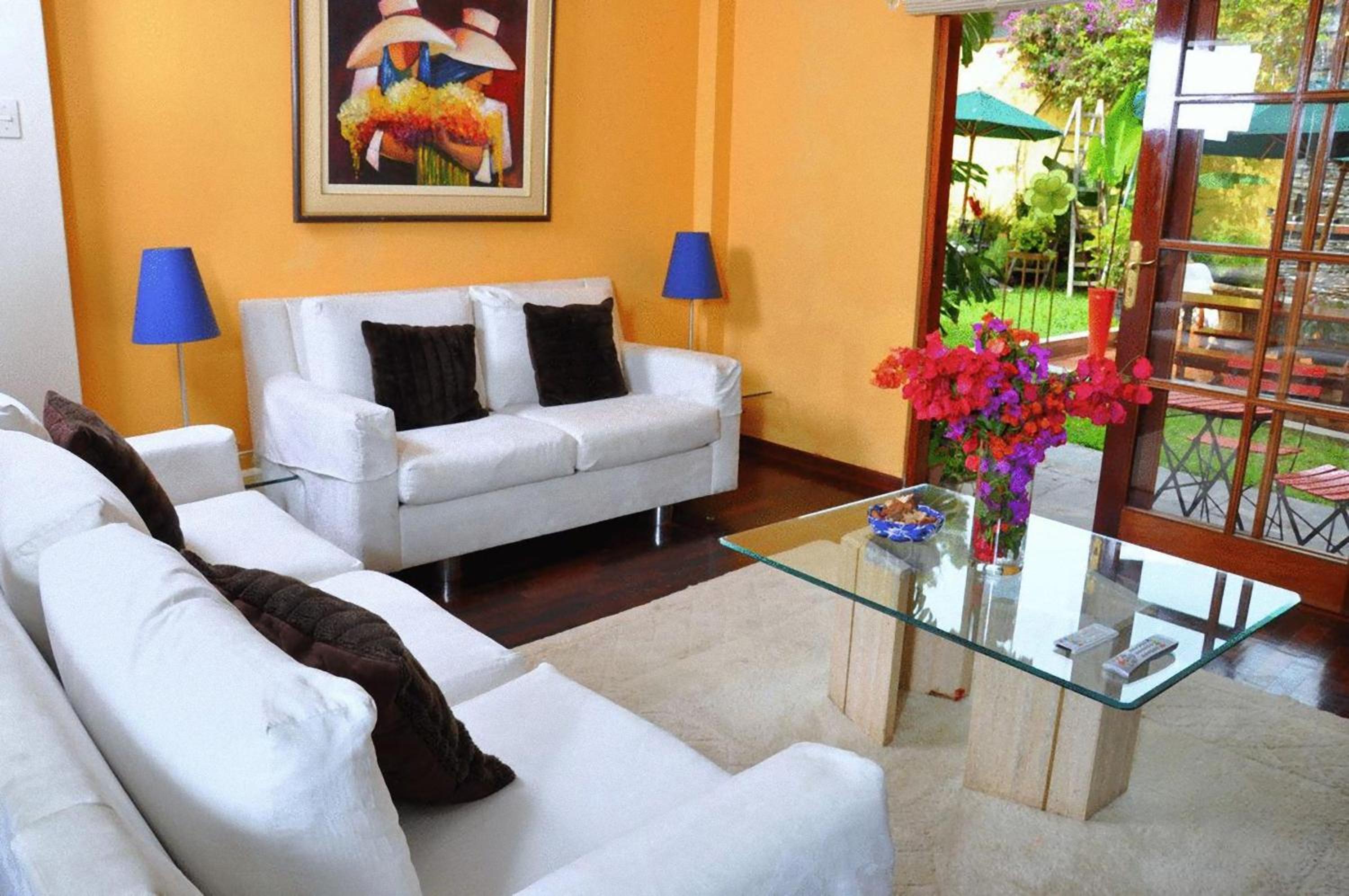 Standard Family Room - Photo 6