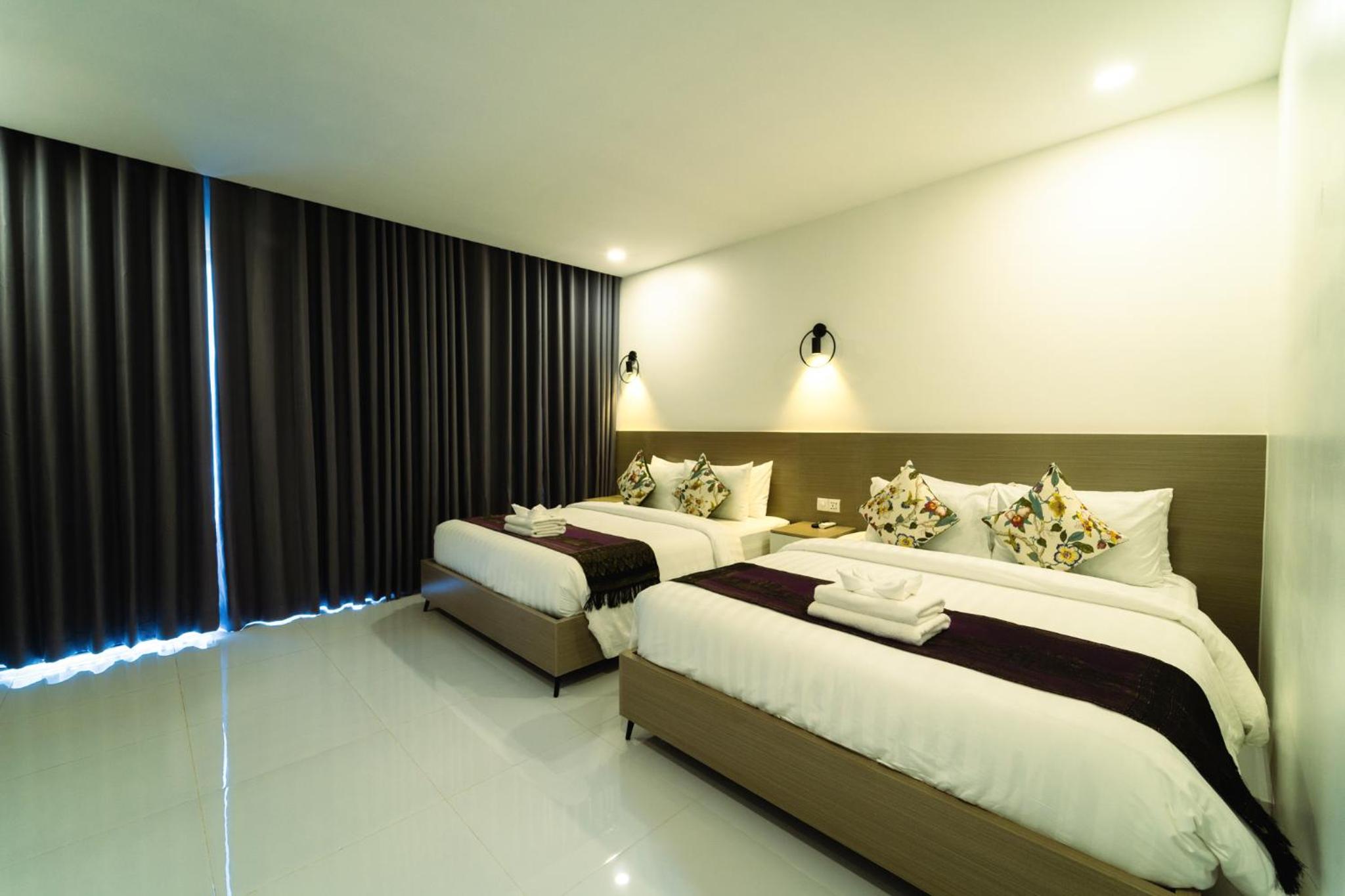 Deluxe Family Room - Photo 3