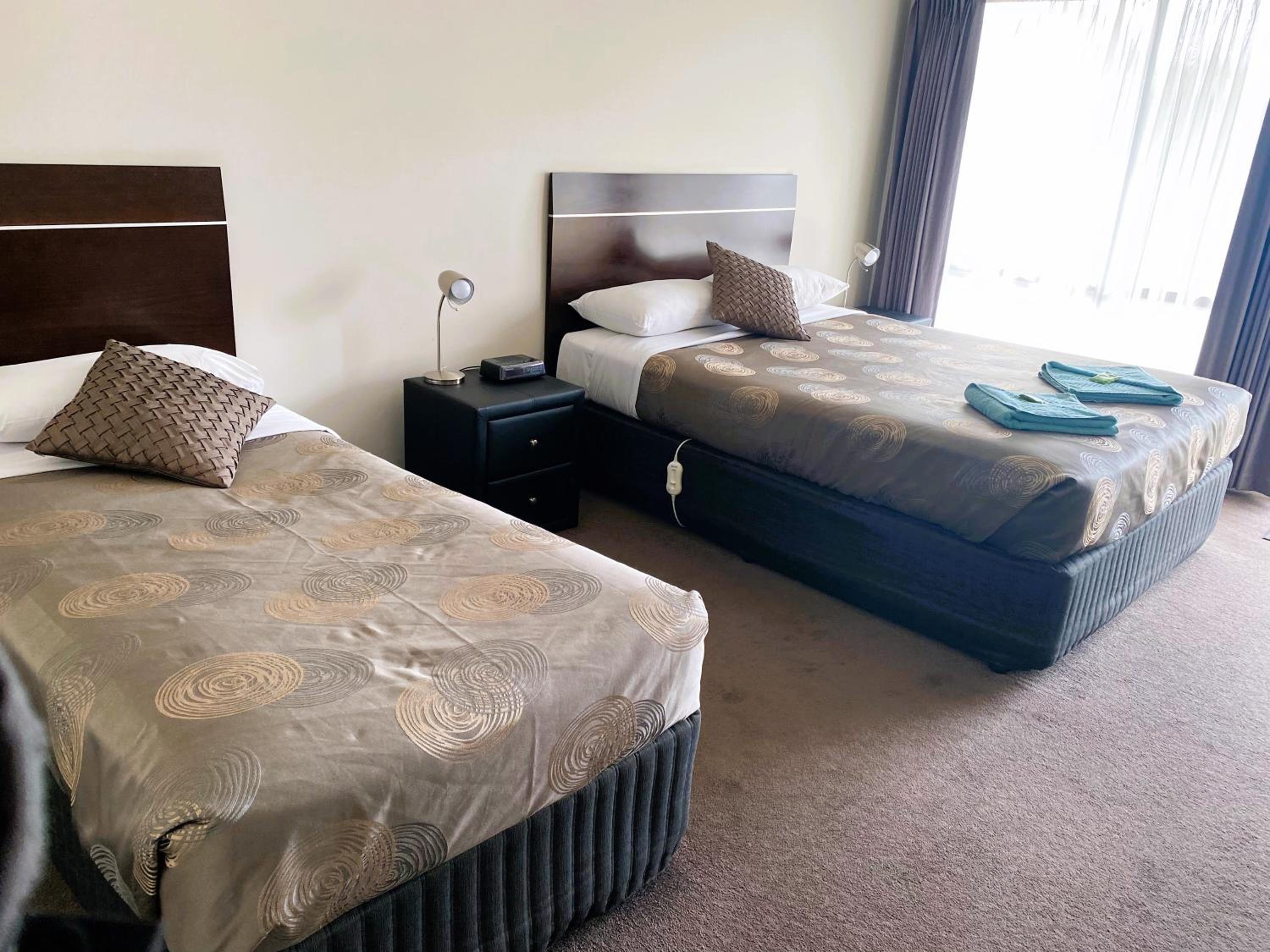Deluxe Twin Room - Photo 4