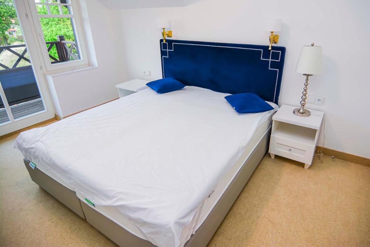 Deluxe Double Room with Balcony - Photo 1