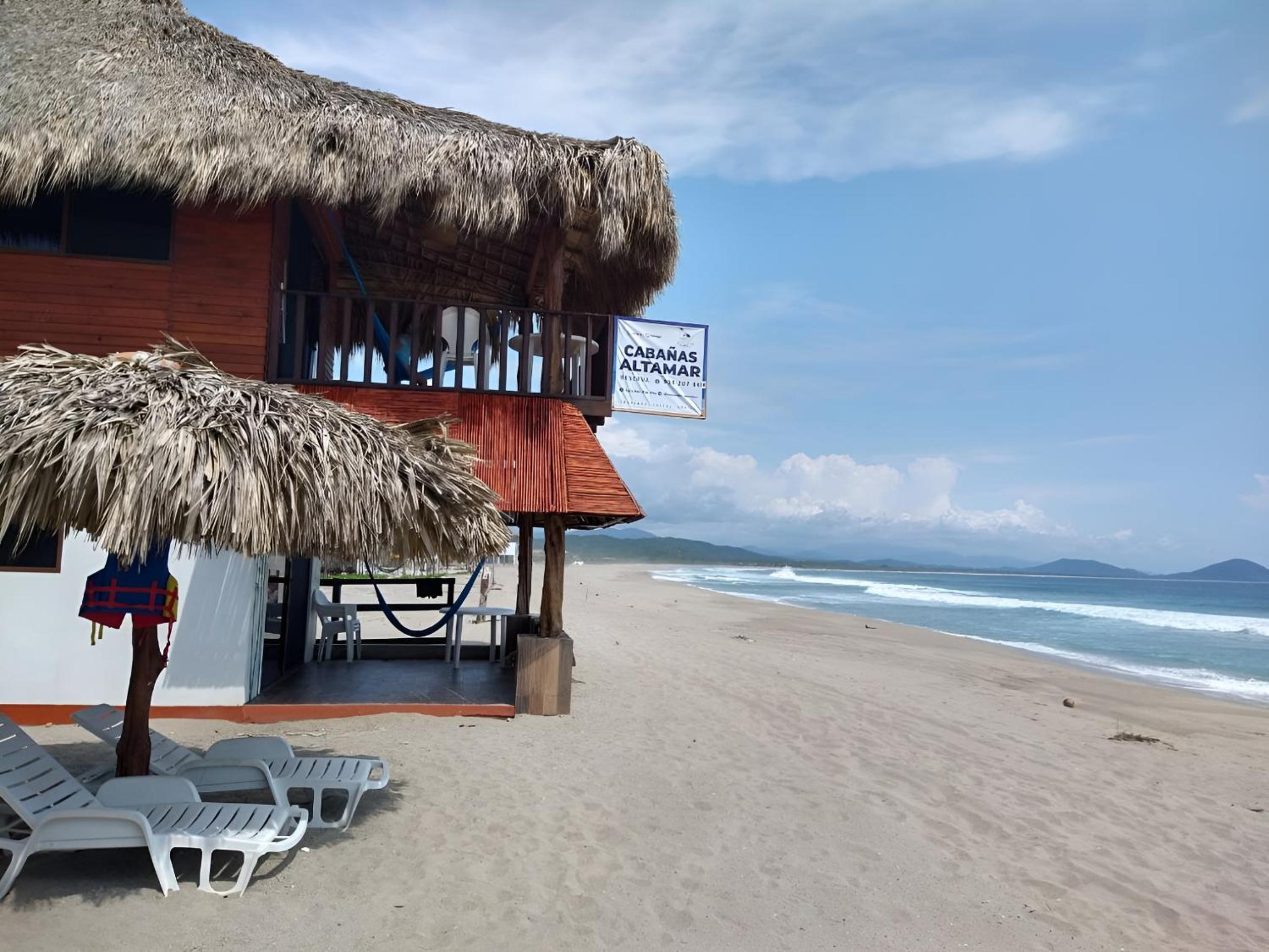 Deluxe Double or Twin Room with Sea View - Photo 12